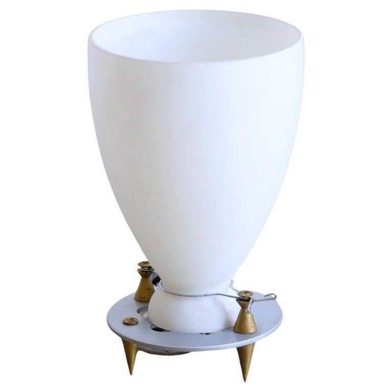 Lampada da tavolo in vetro opalino di Murano di Umberto Riva per Fontana Arte