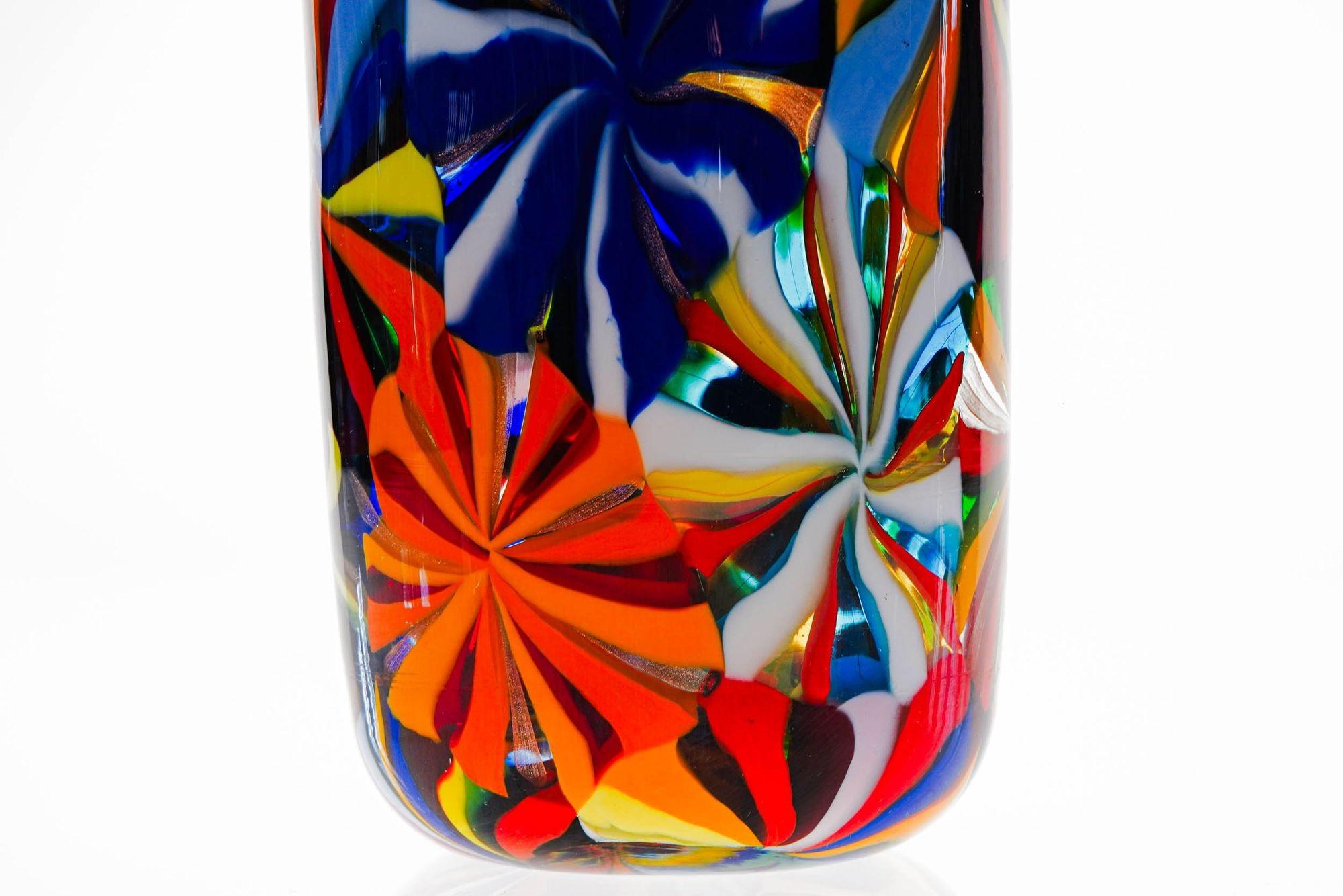 Murano Opaque Glass Vase Stellato in the style Pollio Perelda for Fratelli Toso For Sale 1