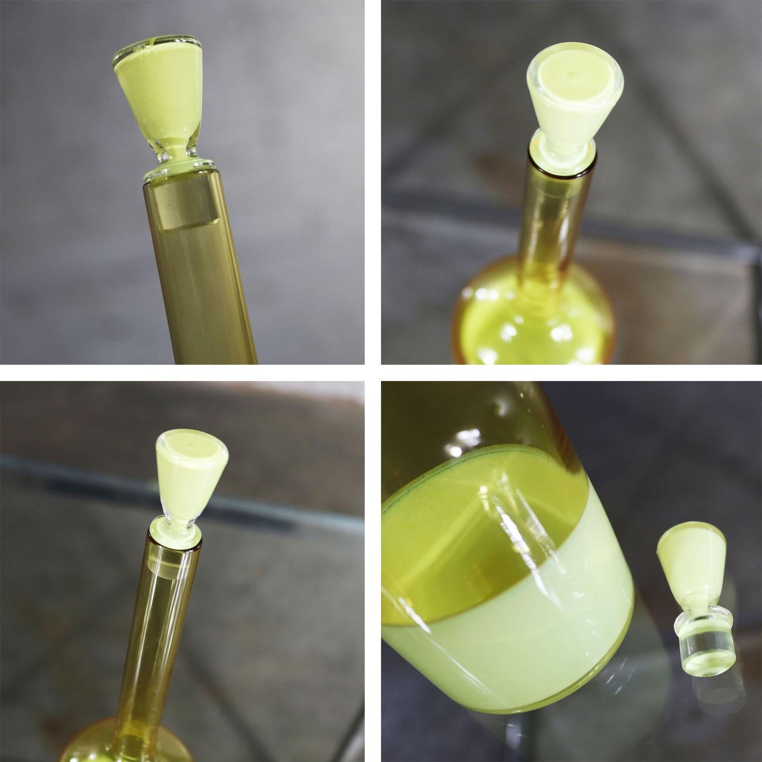 Murano Opaque Yellow & Clear Amber Incalmo Bottle Attributed to Geo Ponti Venini 5