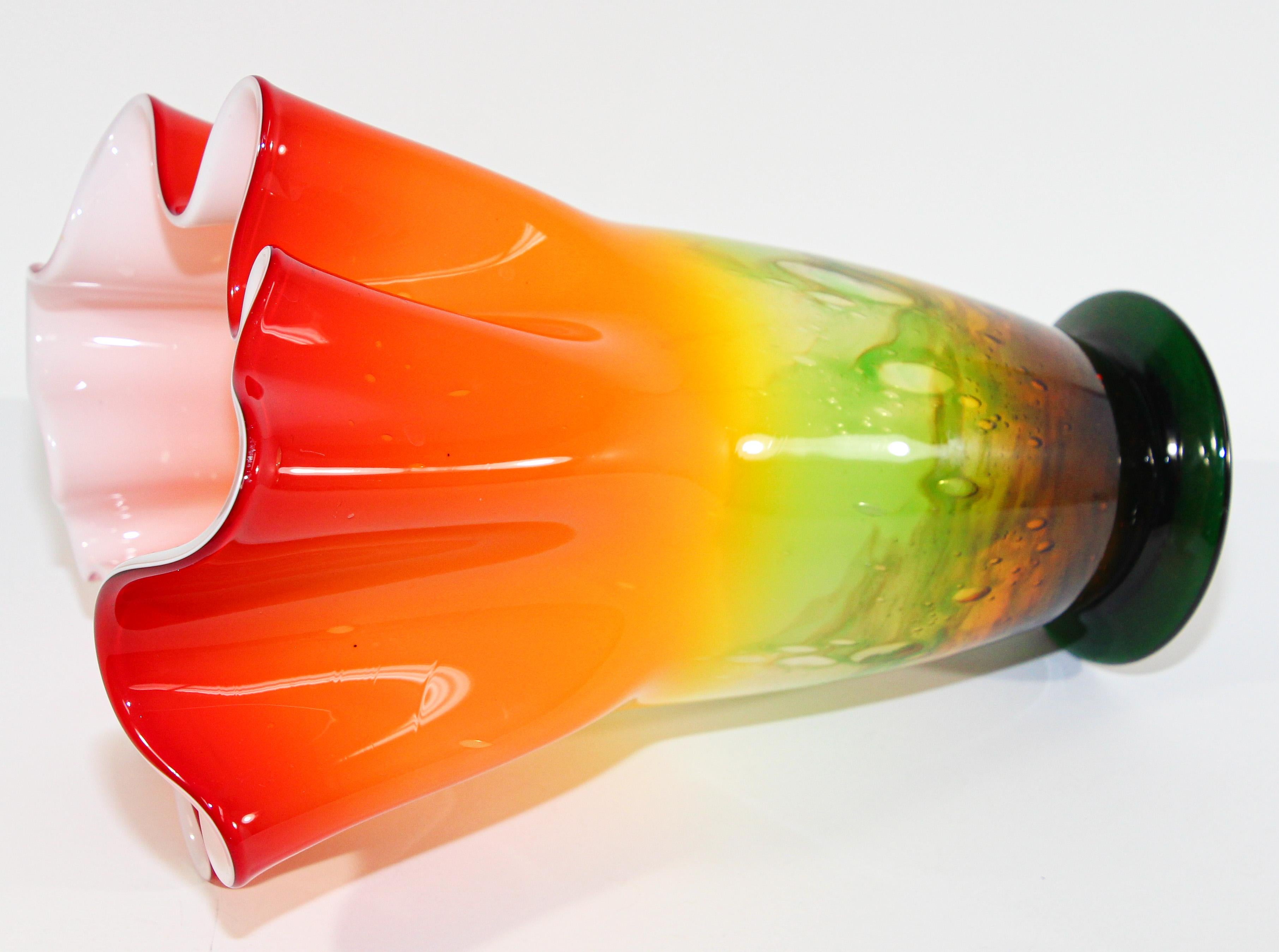 Vaso con piede arancione di Murano Fazzoletto a forma libera in vendita 7
