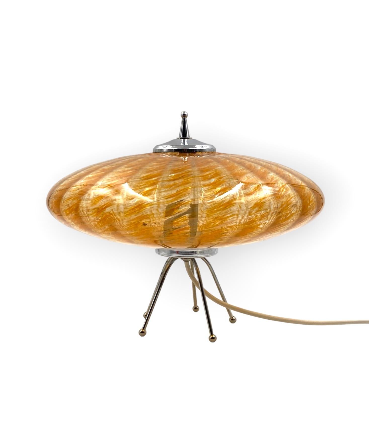 Murano orange glass flying saucer Ufo table lamp, Murano Italy 1970s For Sale 10