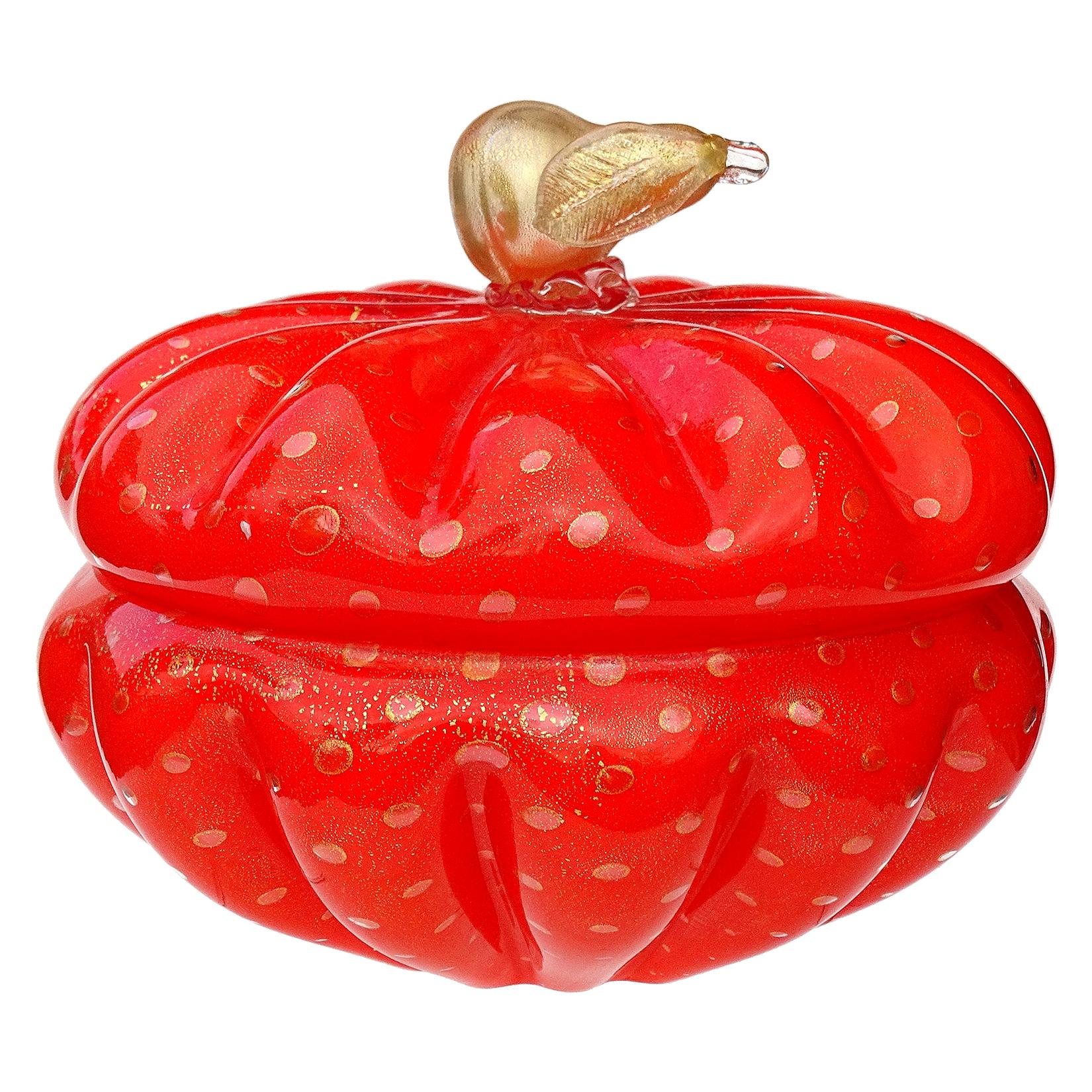 Italienisches Kunstglas-Kosmetikkoffergefäß aus Muranoglas in Orange mit Goldflecken und Blasen in Birnenform im Angebot