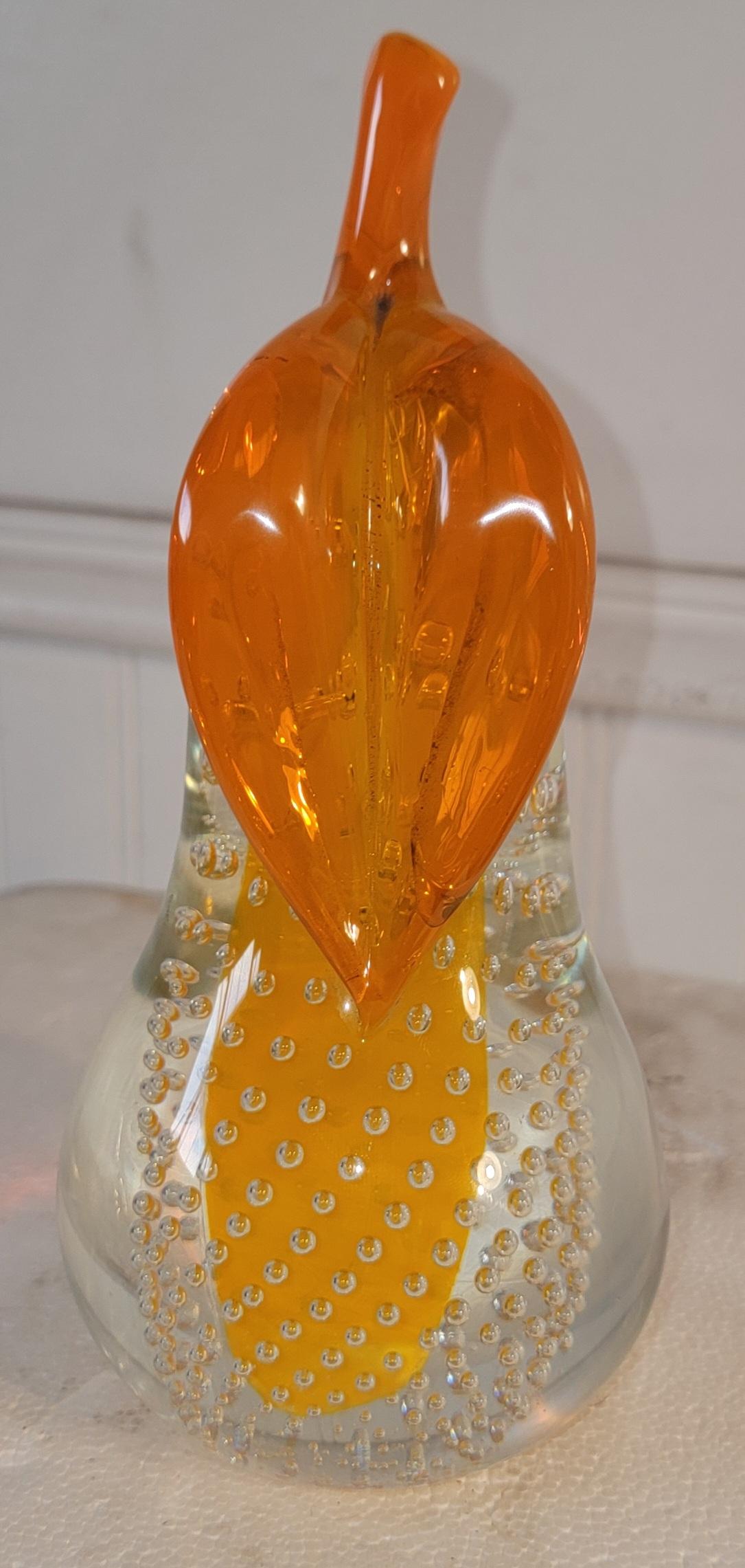20Thc Murano Glas Birne mit orangefarbenen Innenraum. Der Zustand ist sehr gut.
