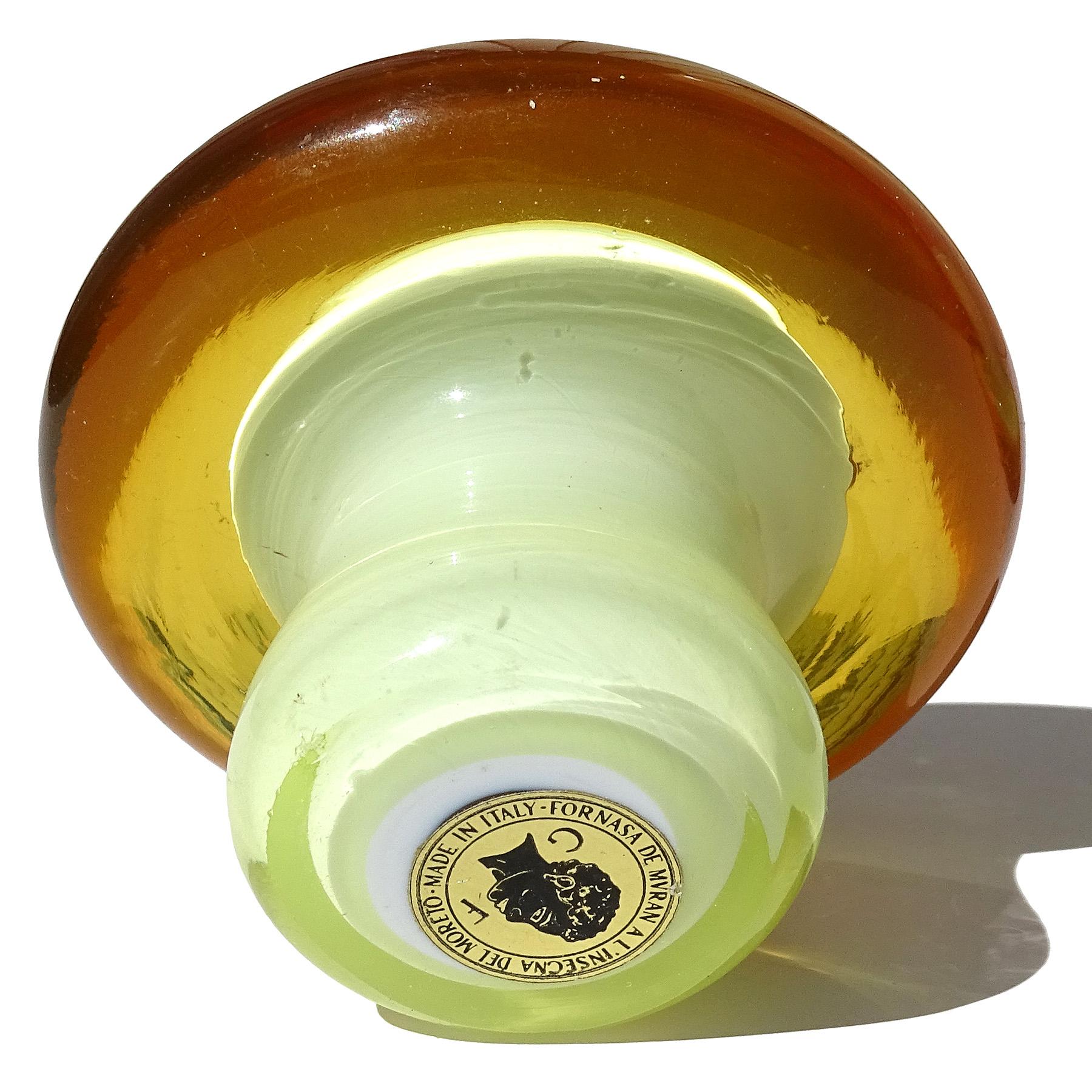 Murano Orange Uranium UV Yellow Italian Art Glass Mushroom Toadstool Sculptures In Good Condition In Kissimmee, FL