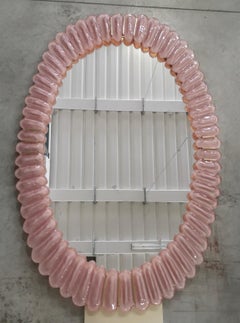 Console / miroir mural ovale en verre d'art rose de Murano et laiton du milieu du siècle dernier, 2020