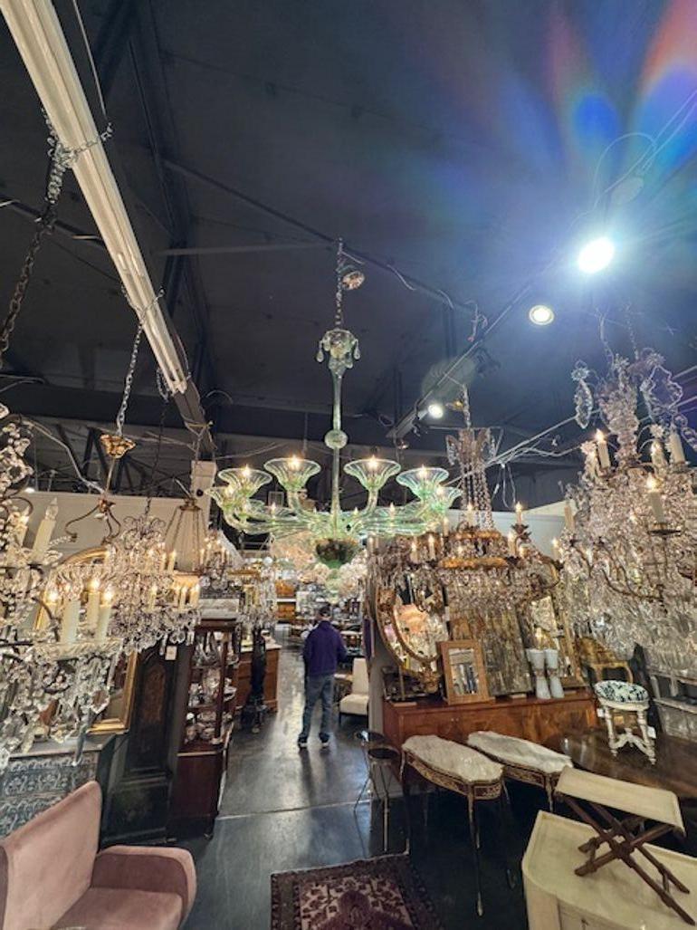 Araña de 12 luces Murano Verde Pálido en Bueno estado para la venta en Dallas, TX