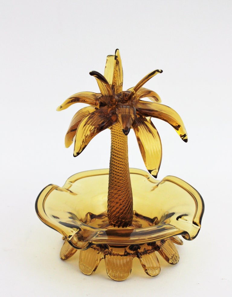 Murano Palm Tree Amber Italian Art Glass Decorative Bowl / Ashtray, 1950s In Excellent Condition In Barcelona, ES