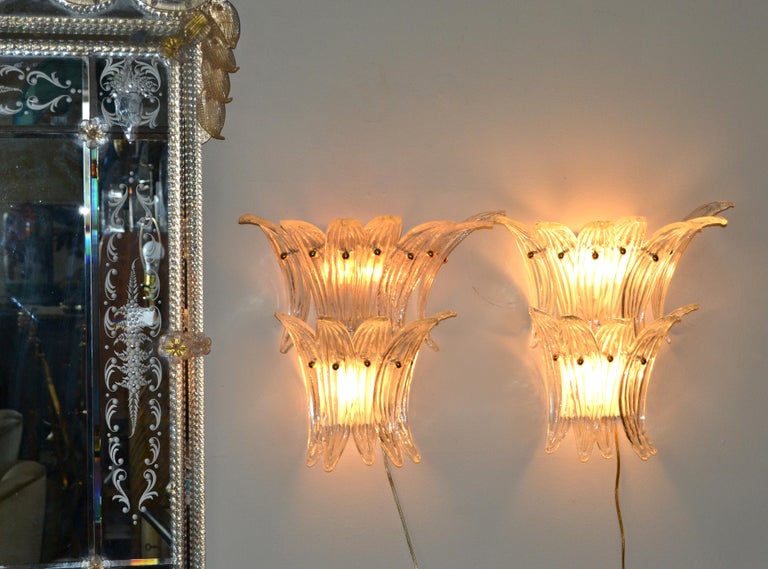 Mid-Century Modern Pair of Murano Palmette Blown Glass Sconces Manner of Barovier & Toso, Italy