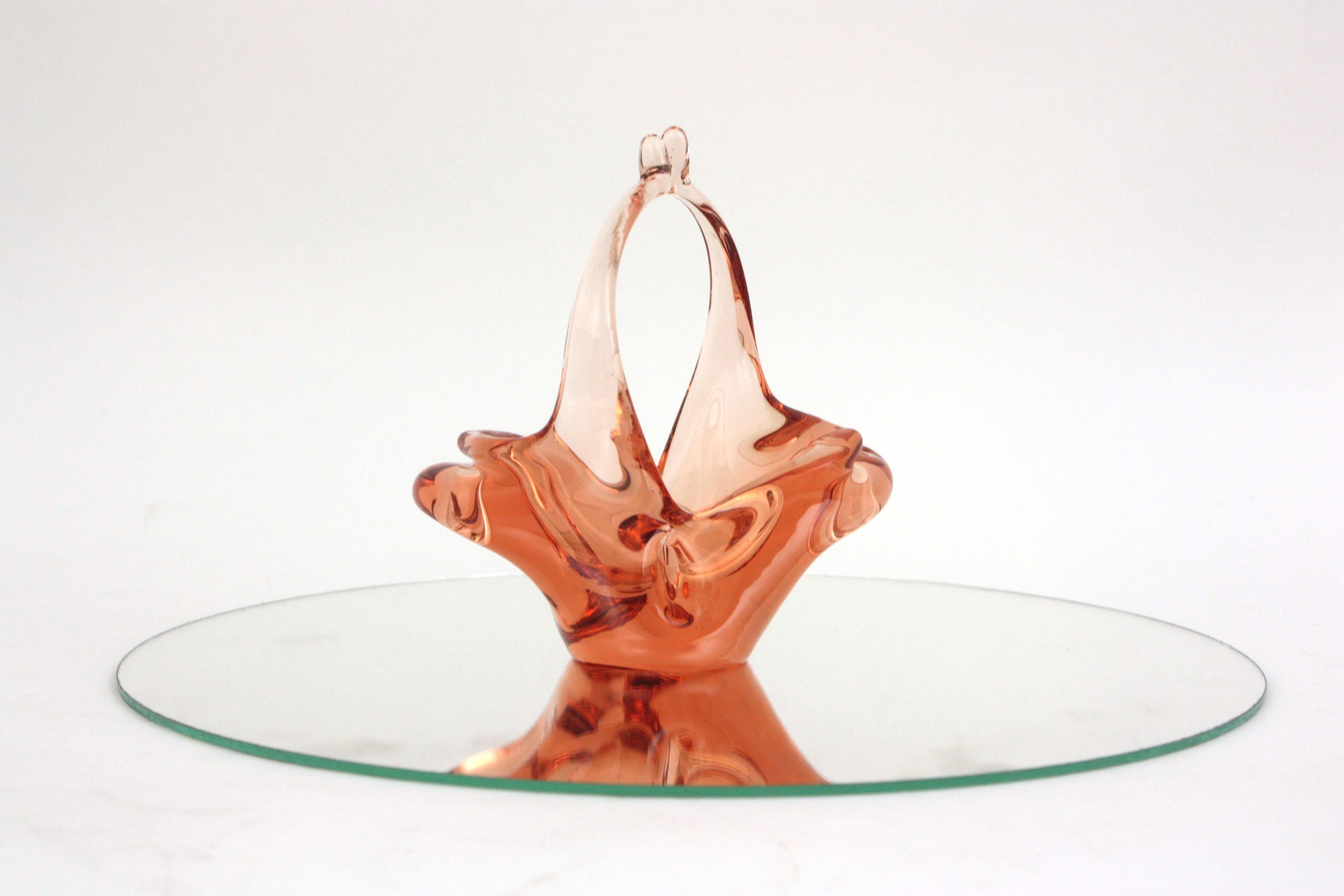 Murano Pfirsich Italienische Kunstglas-Korbschale, 1960er Jahre im Angebot 4
