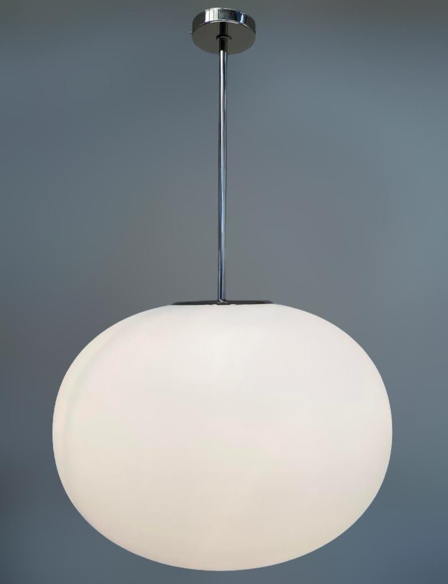Mid-Century moderno Ciondolo a forma di ciottolo di Murano di Fabio Ltd in vendita