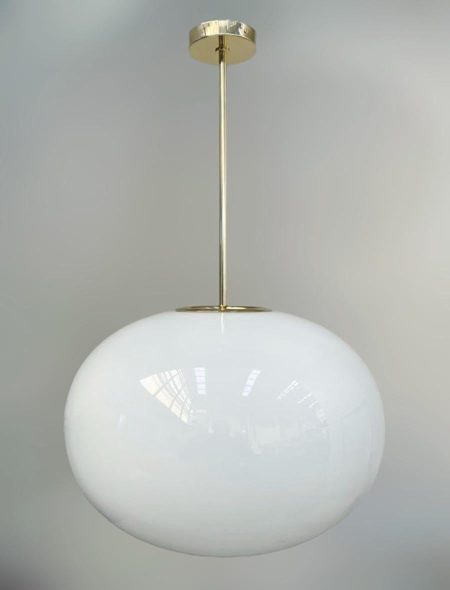 Mid-Century Modern Lampe à suspension bulle de Murano par Fabio Ltd en vente