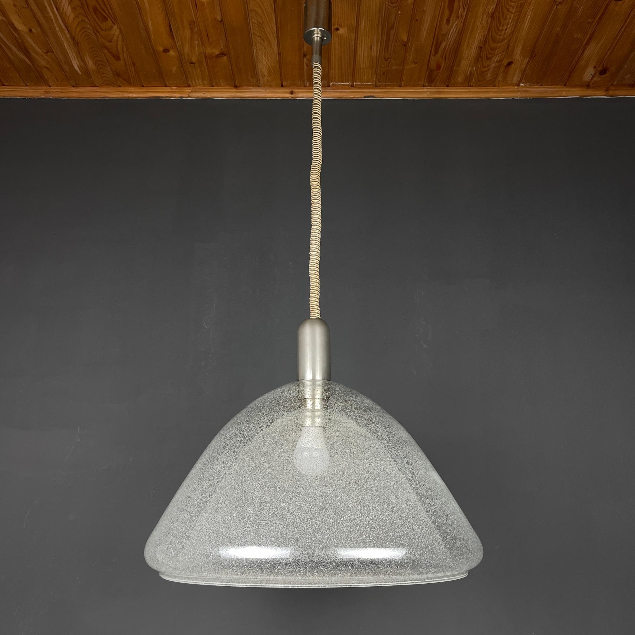 Mid-Century Modern Lampe à suspension de Murano par Carlo Nason pour Mazzega, Italie, années 1960  en vente