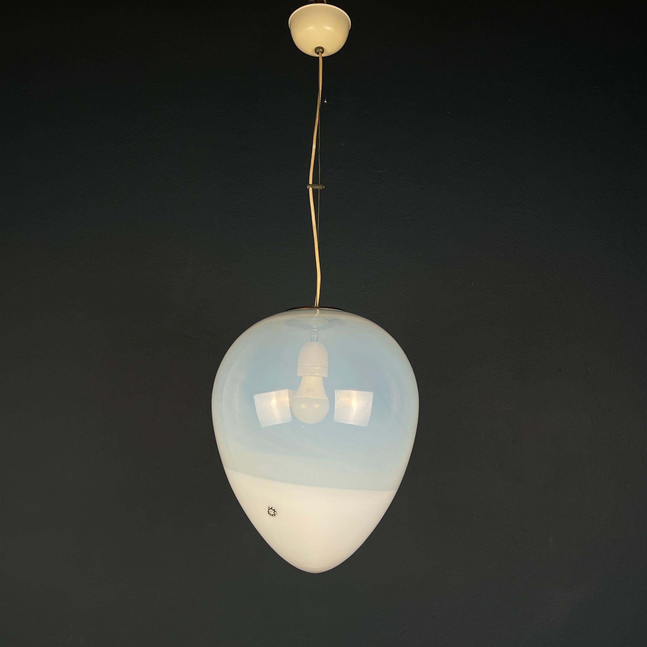 Murano pendant lamp Egg by Leucos, Italy 1960s For Sale 3