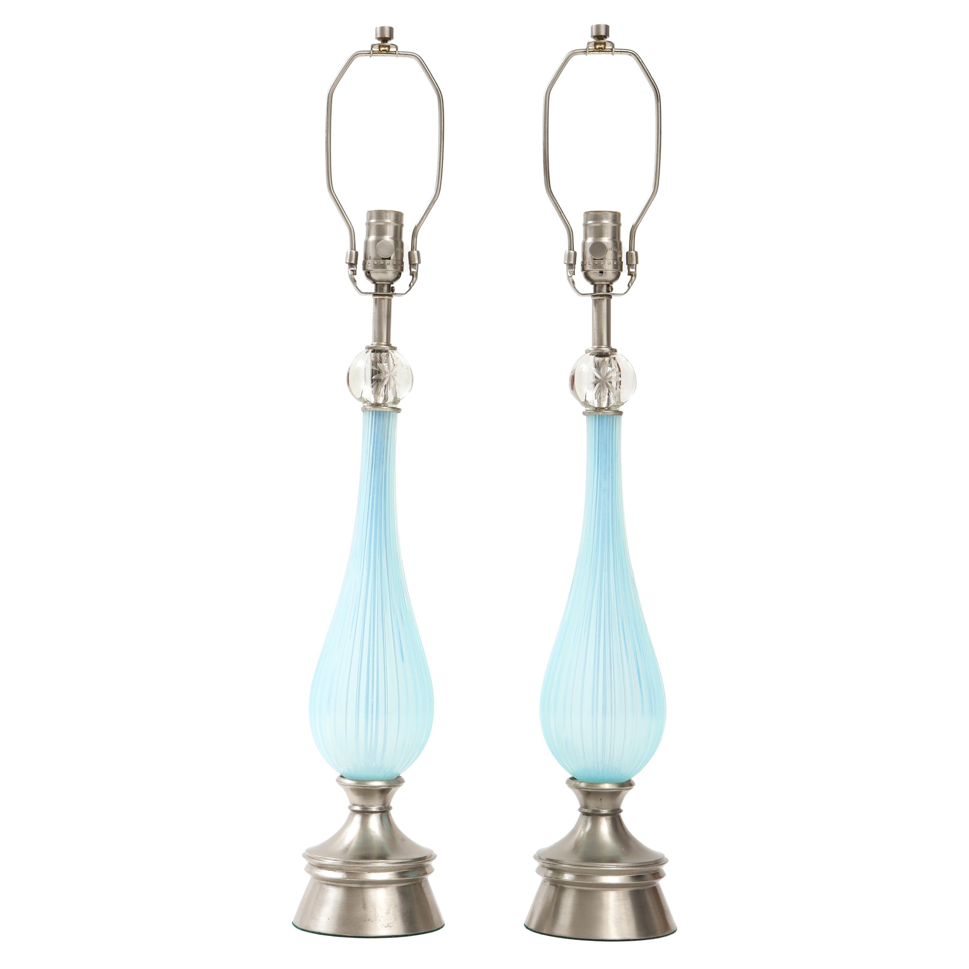 Lampen aus geriffeltem Muranoglas mit Periwinkle-Muster im Angebot