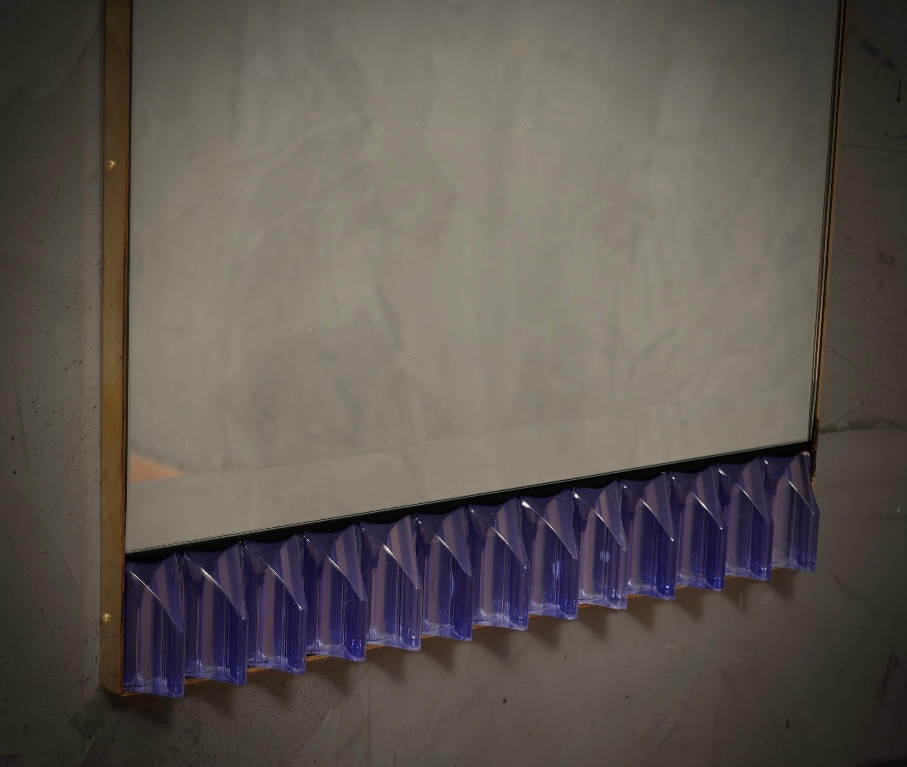 Mid-Century Modern Console/miroir mural mi-siècle en verre de Murano pervenche et laiton, 1990 en vente