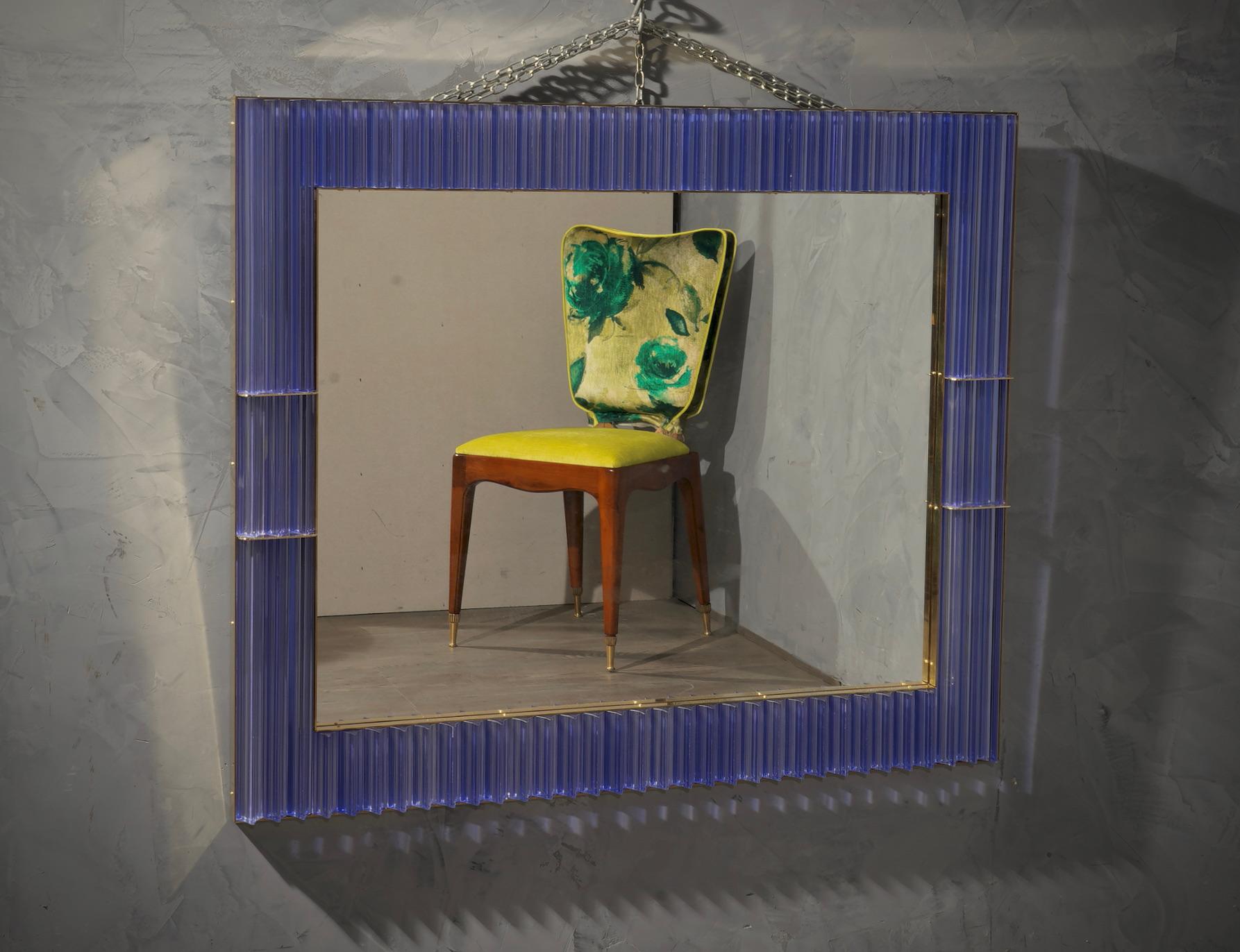 Murano Periwinkle Glas und Messing Mid-Century Wandspiegel, 1980 im Angebot 7