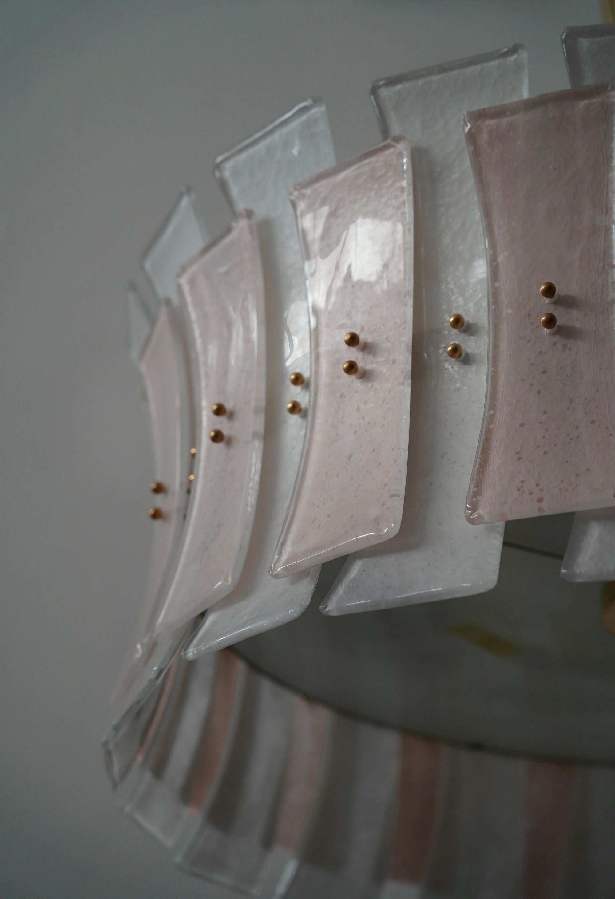 Murano Rosa  Araña y colgantes redondos de vidrio artístico y latón, 2020 en Bueno estado para la venta en Rome, IT