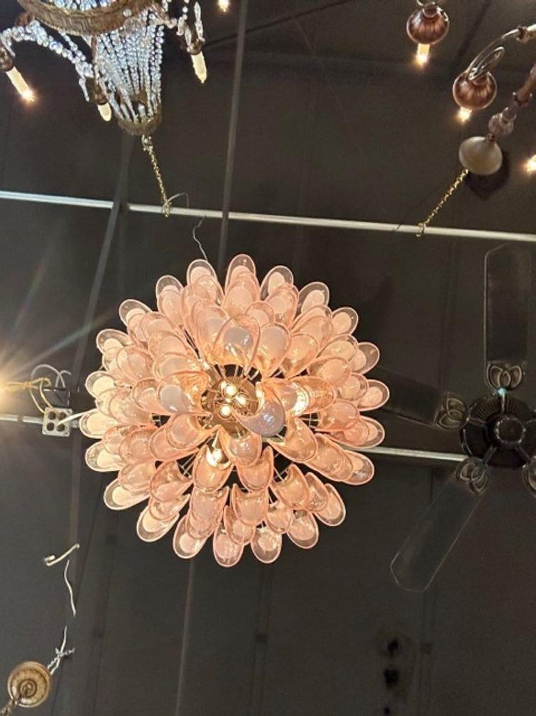 Murano Pink and White Saddle Waterfall Chandelier For Sale 1