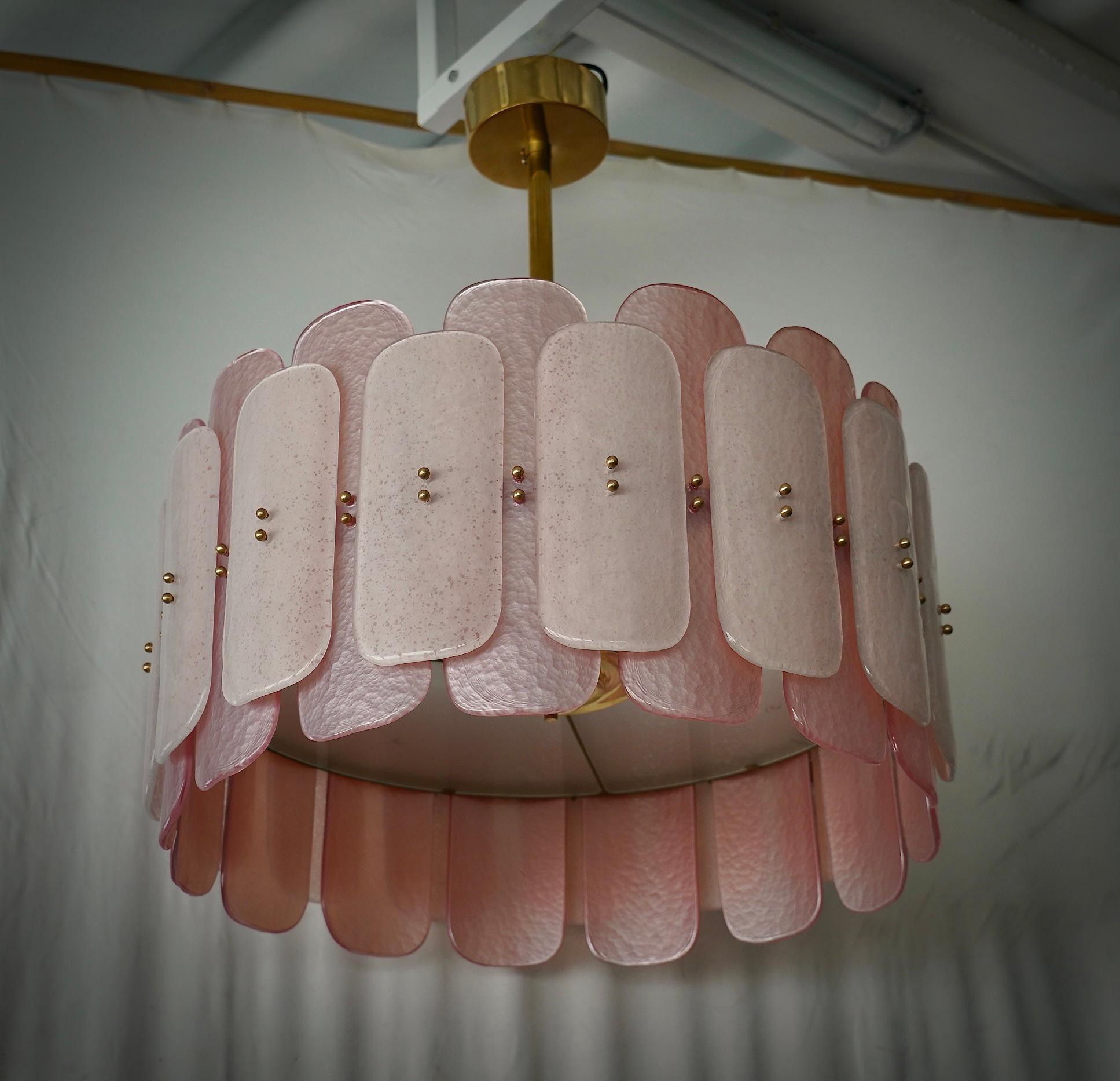 Murano Pink Art Glass and Brass Round Mid-Century Chandelier and Pendants, 2020 For Sale 3