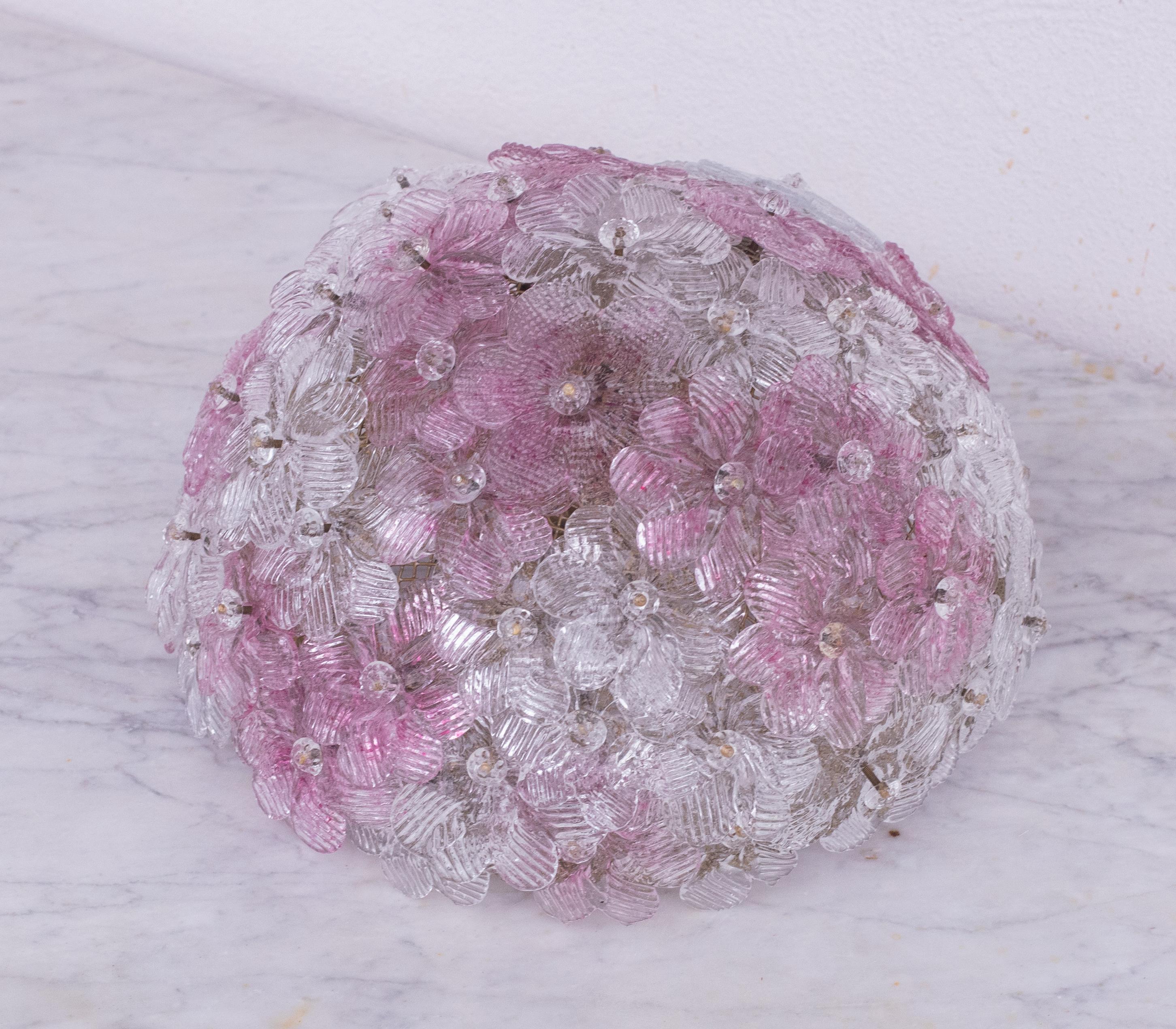 Murano Pink Ceiling Light Flowe by Seguso for Venini, Italy, 1960s In Good Condition For Sale In Roma, IT