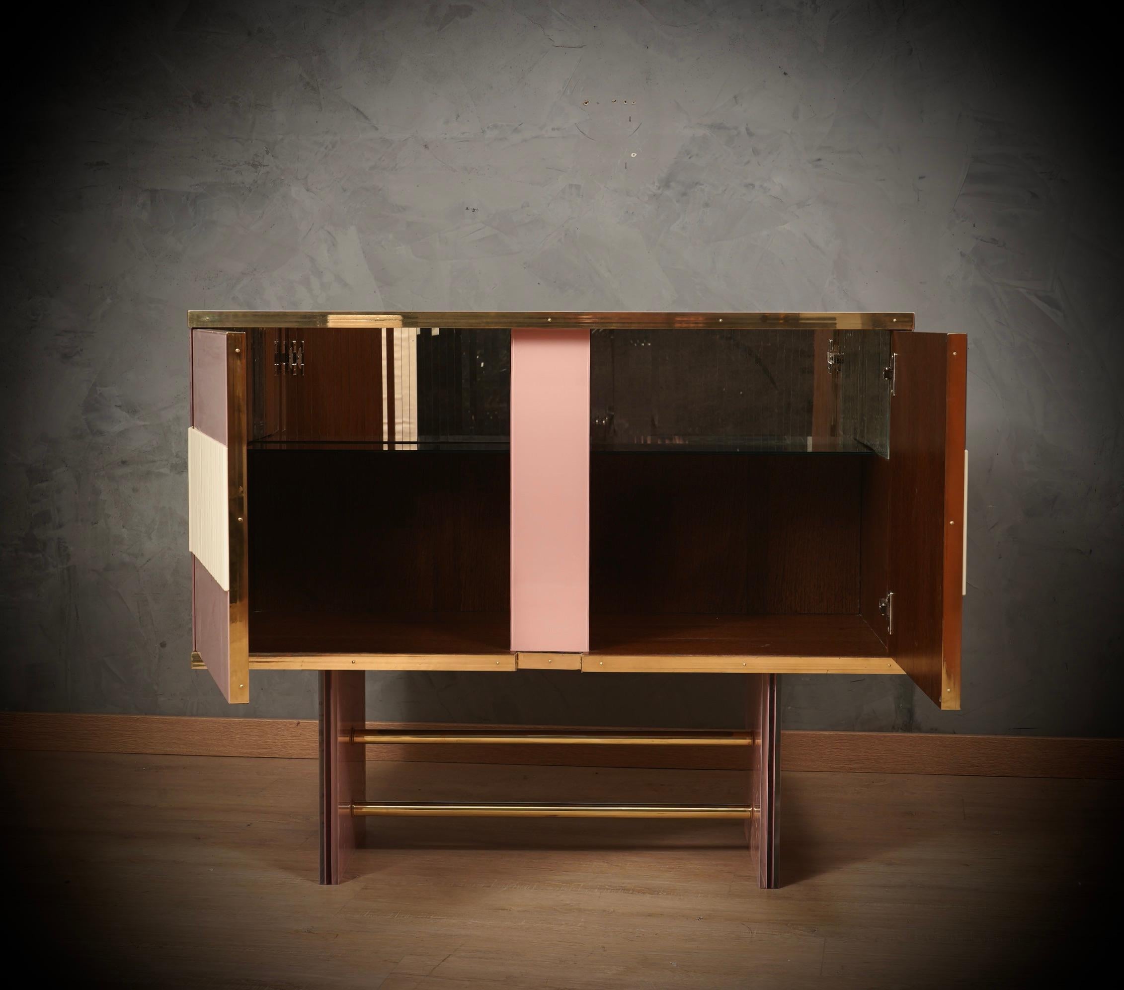 Murano Pink Glass and Brass Credenza Buffet Sideboard, 2000 For Sale 6