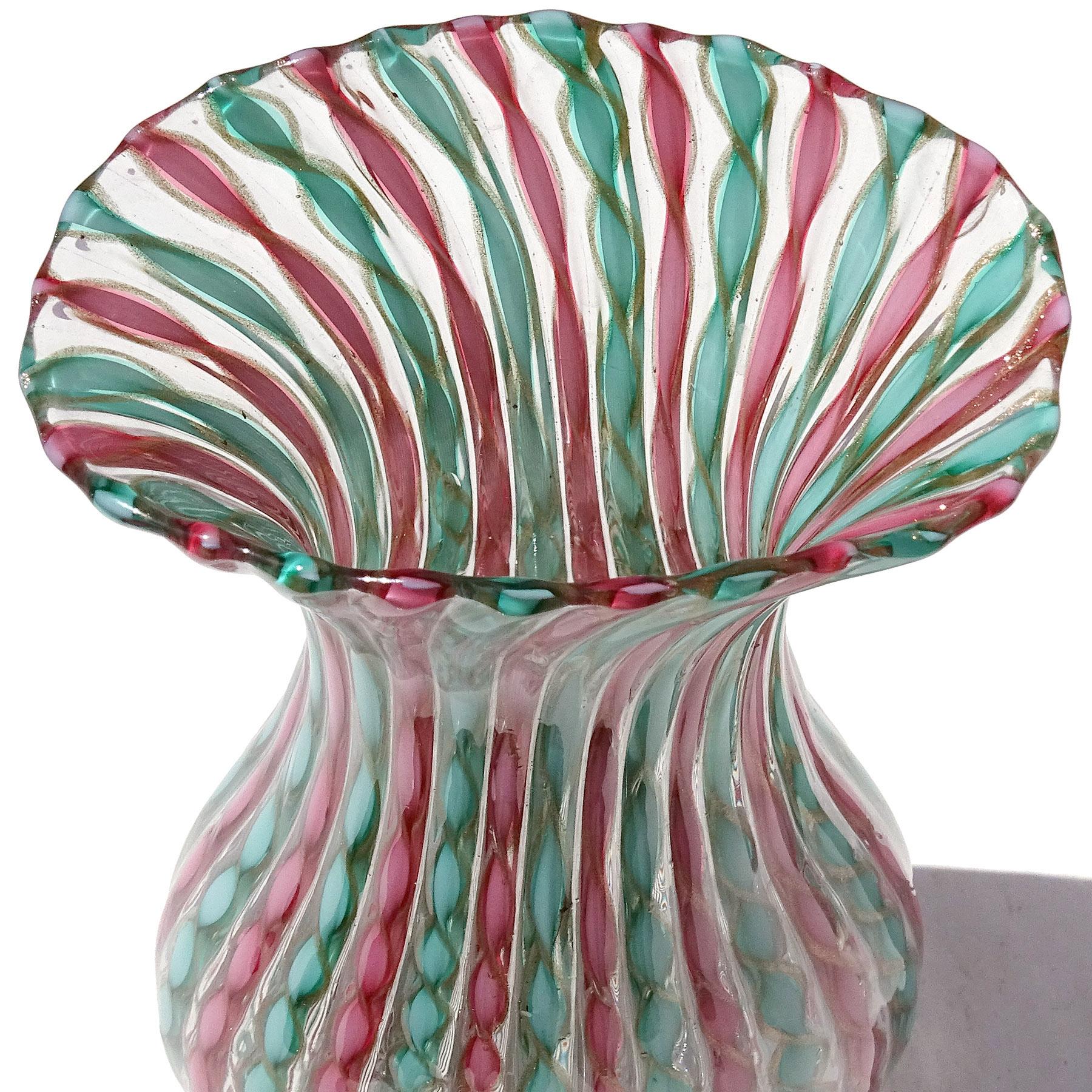 20th Century Murano Pink Green Aventurine Ribbons Italian Art Glass Mid-Century Flower Vase For Sale