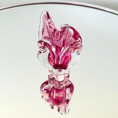Murano Pink Violet Bud Vase with Tulip Shape, circa. 1950s