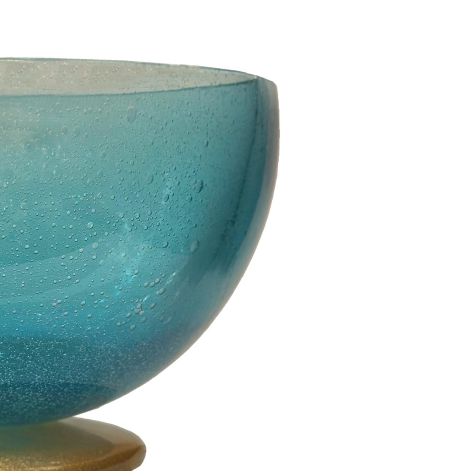 italien Murano Pulegoso Glass Pedestal Bowl with Gold Inclusions, Made-to-Order en vente