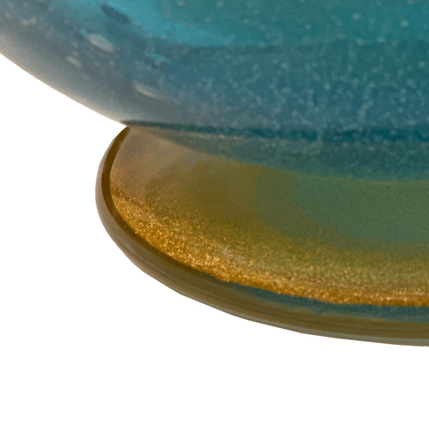 Fait main Murano Pulegoso Glass Pedestal Bowl with Gold Inclusions, Made-to-Order en vente