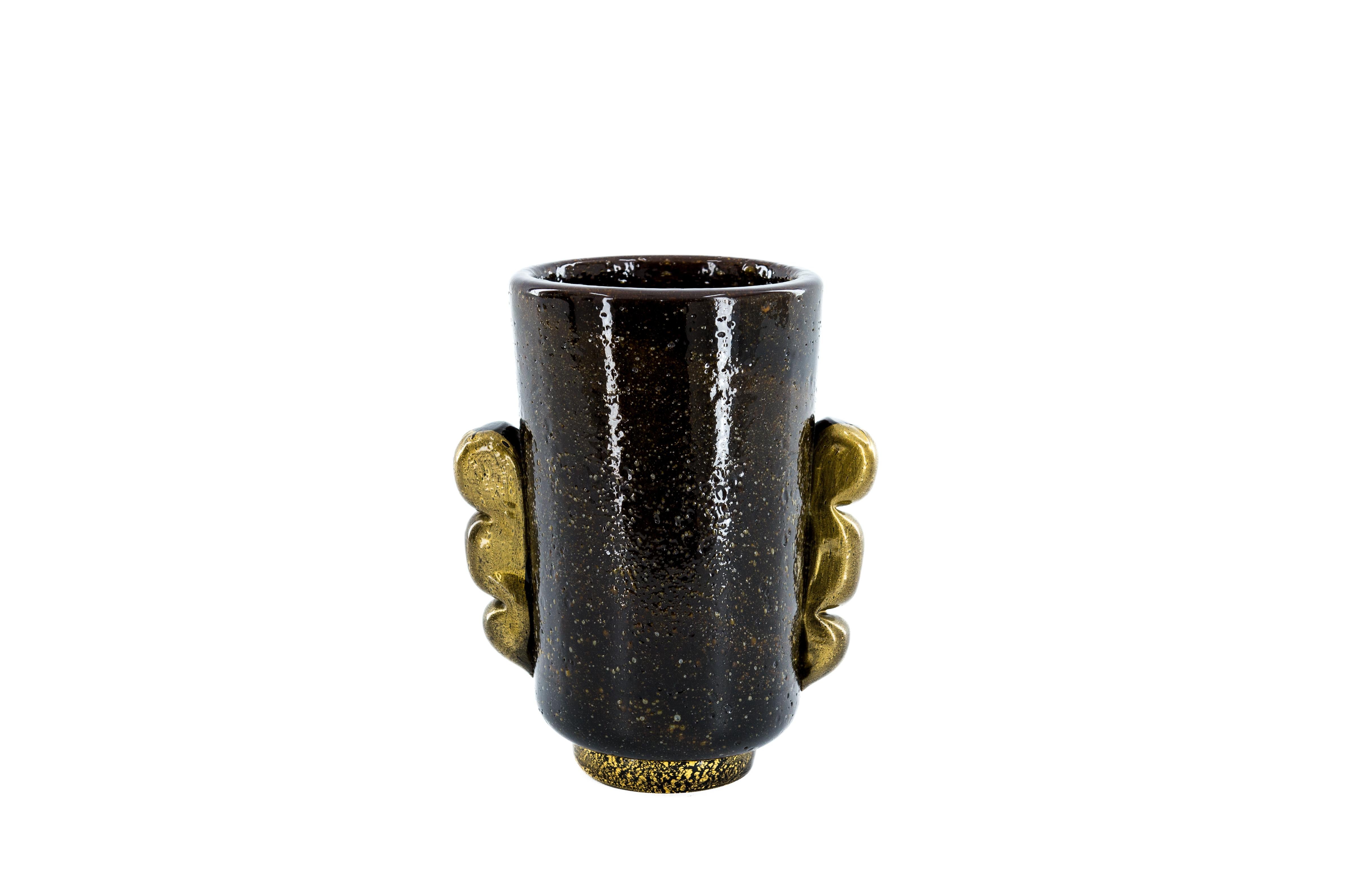 Vaso di Murano Pulegoso dalla tonalità intensa con accenti d'oro, artigianato italiano in vendita 7