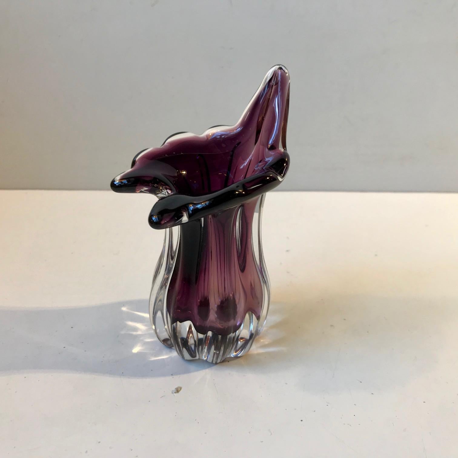 vintage amethyst glass vase