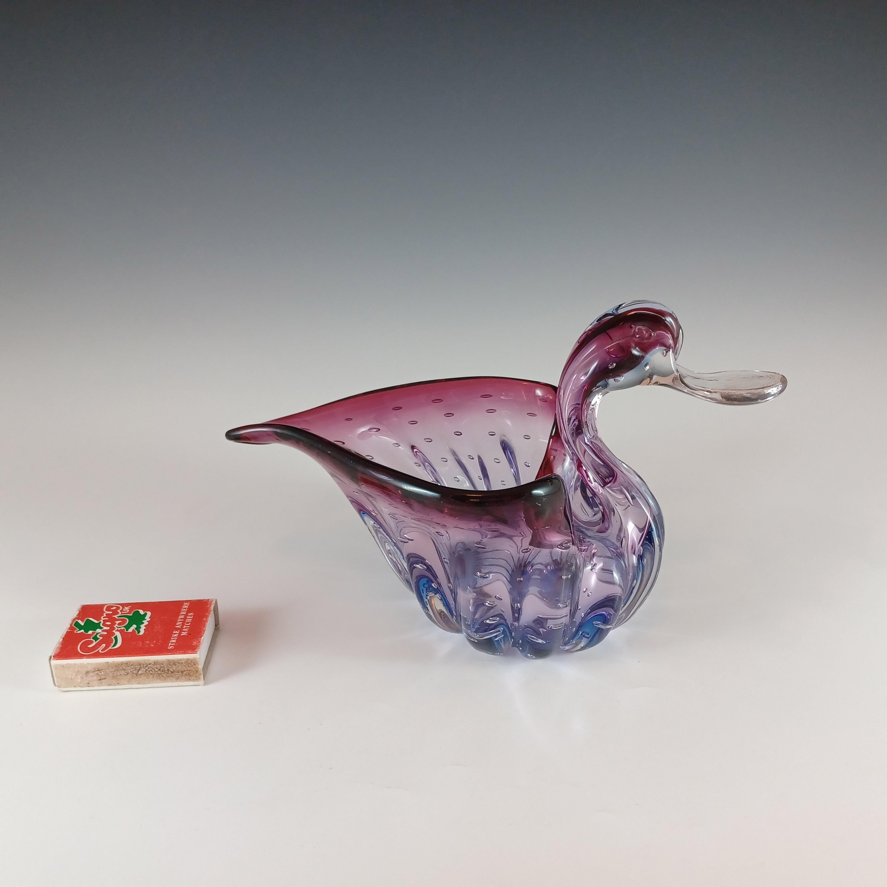 Murano Glass Sommerso Bullicante Purple & Blue Glass Duck Bowl (bol à canard) en vente 3
