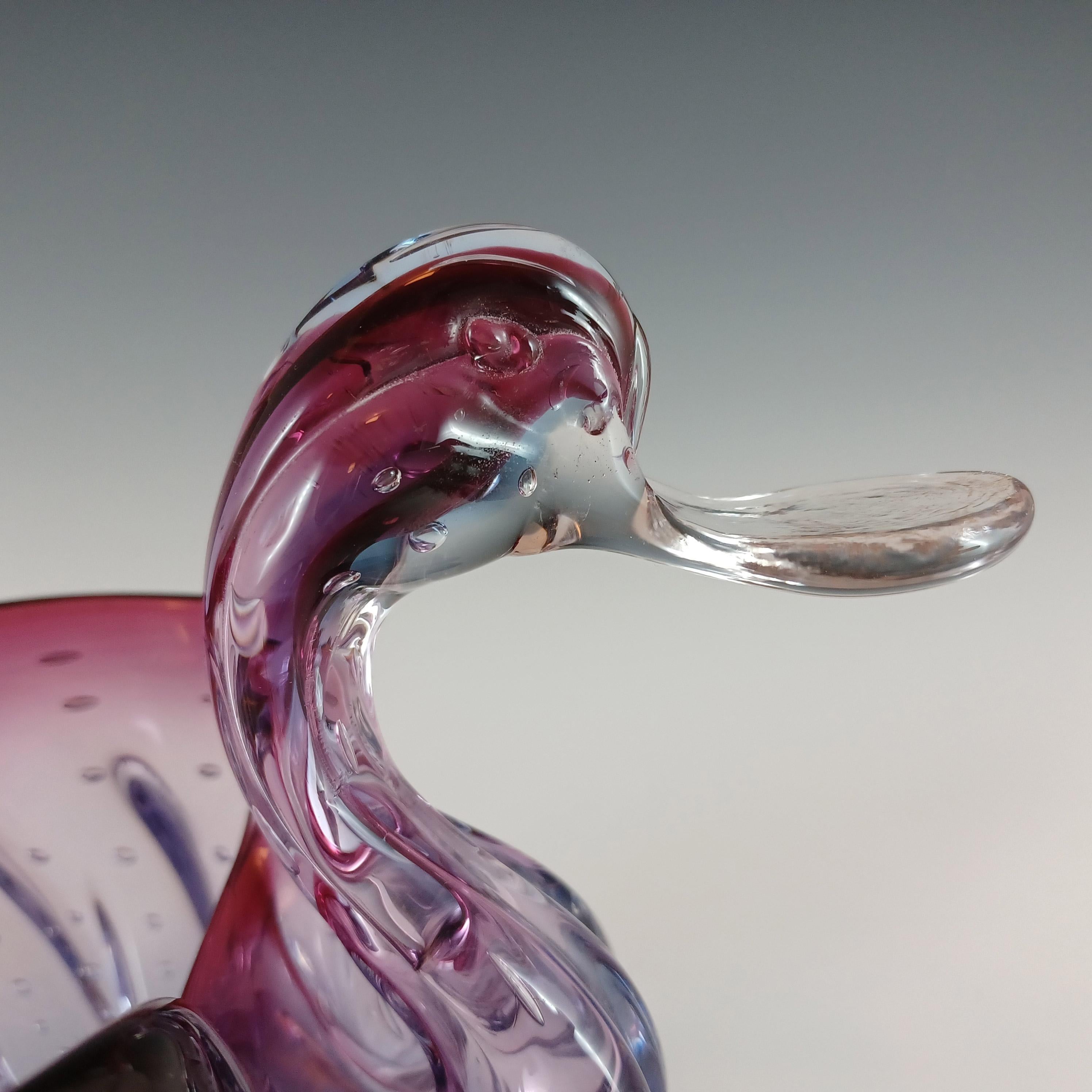italien Murano Glass Sommerso Bullicante Purple & Blue Glass Duck Bowl (bol à canard) en vente