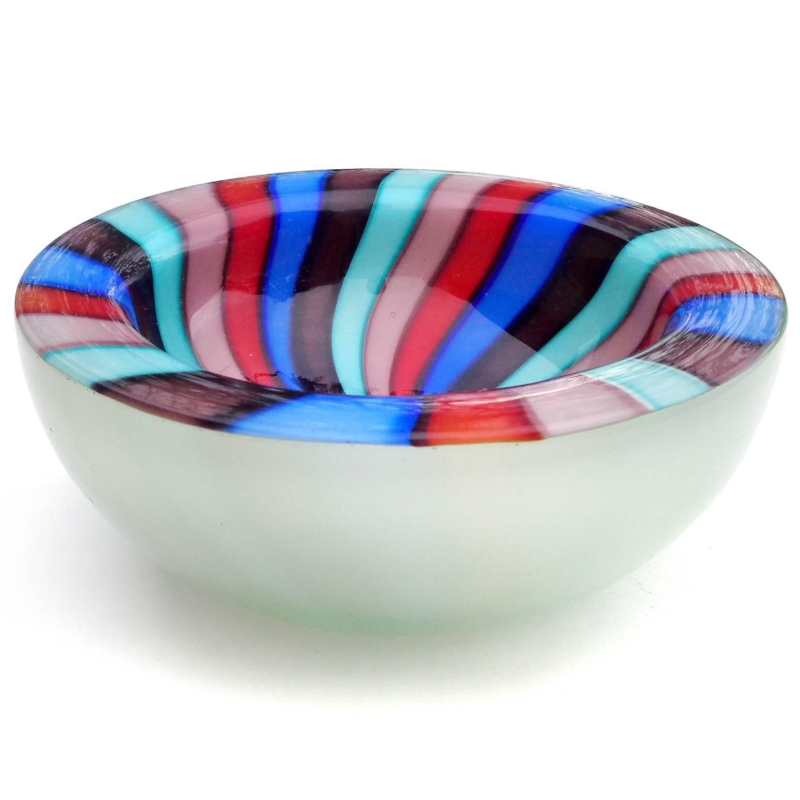 Mid-Century Modern Murano Rainbow Blue Red Pinwheel Stripes Italian Art Glass Decorative Dish Bowl