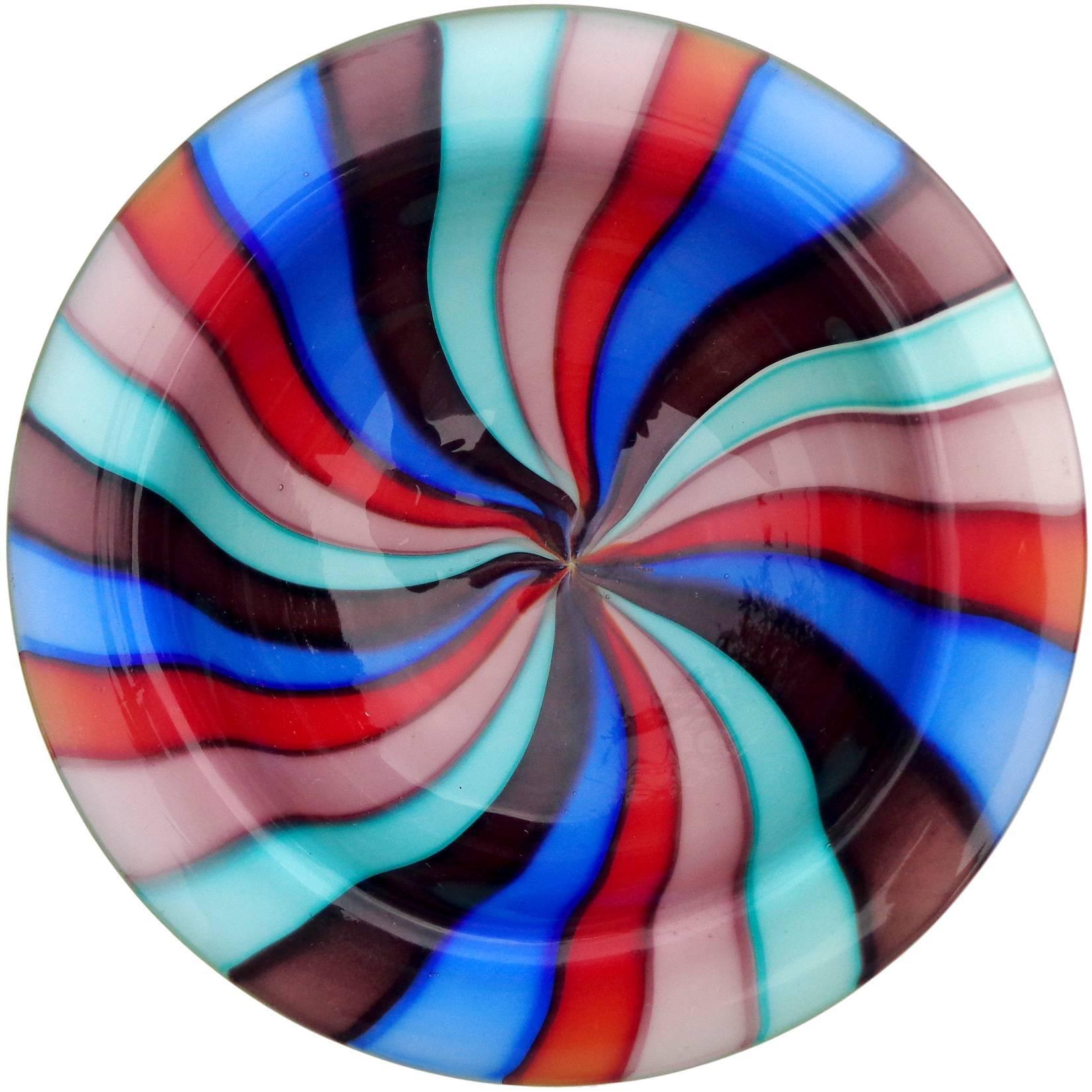 Murano Rainbow Blue Red Pinwheel Stripes Italian Art Glass Decorative Dish Bowl In Good Condition In Kissimmee, FL