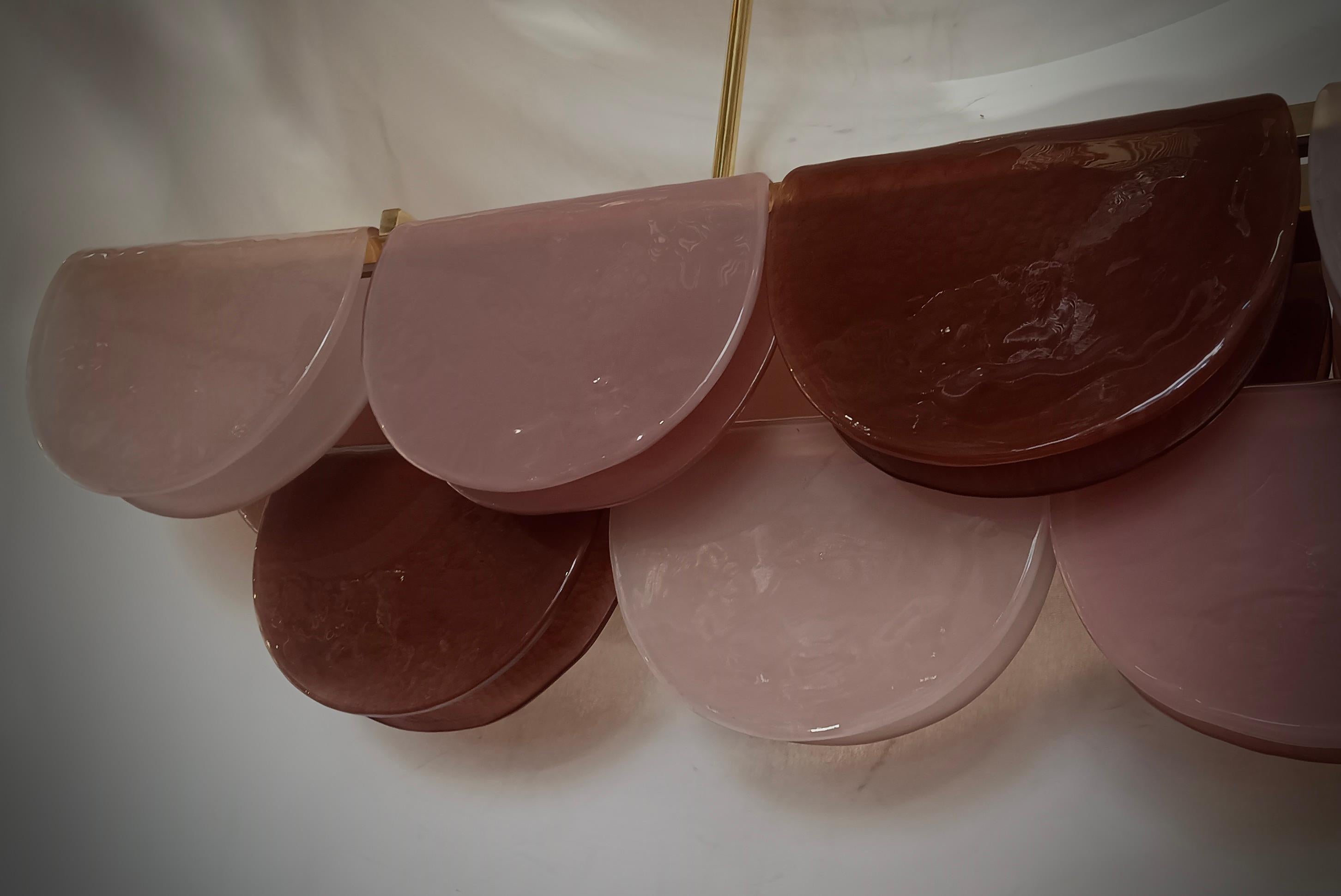 Lustre et pendentif rectangulaire en verre d'art rose violet et laiton de Murano, 2020 en vente 1