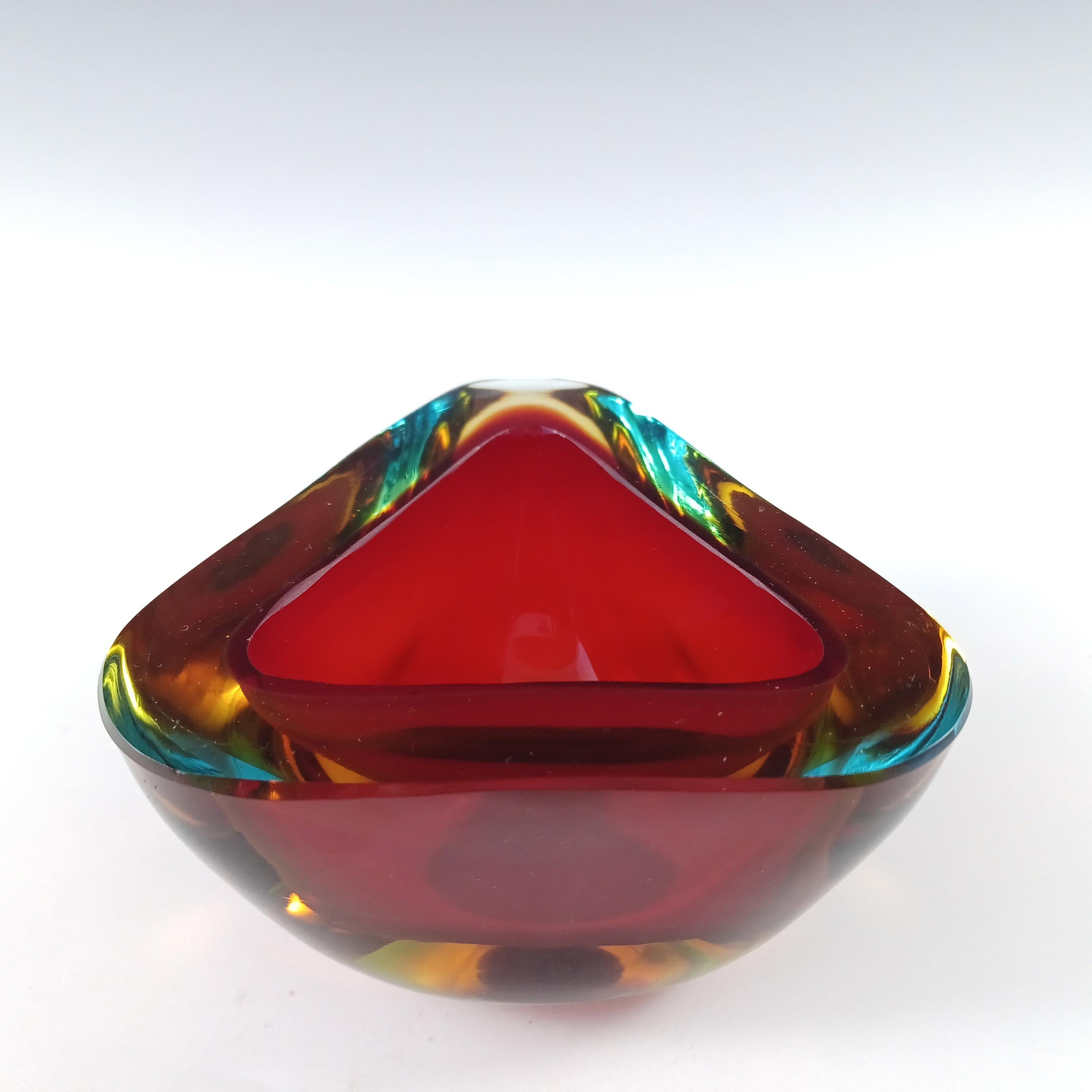 Here is a wonderful 1950/60's Venetian glass 'geode' bowl/dish, made on the island of Murano, near Venice, Italy. These bowls were made by several manufacturers, including Archimede Seguso and Cenedese. Very similar items by these makers are shown