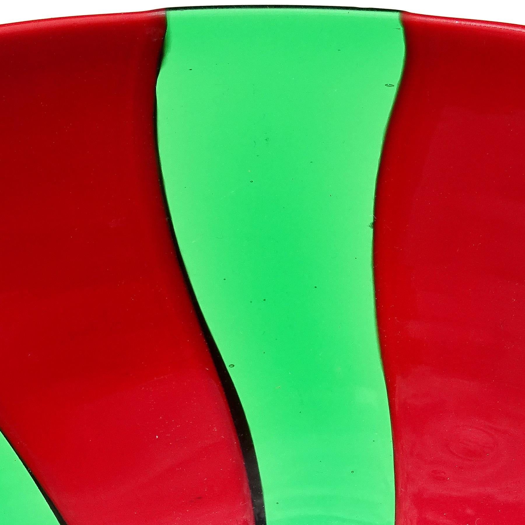 Mid-Century Modern Murano Red Green Stripes Italian Art Glass Thin Decorative Vide Poche Dish Bowl For Sale