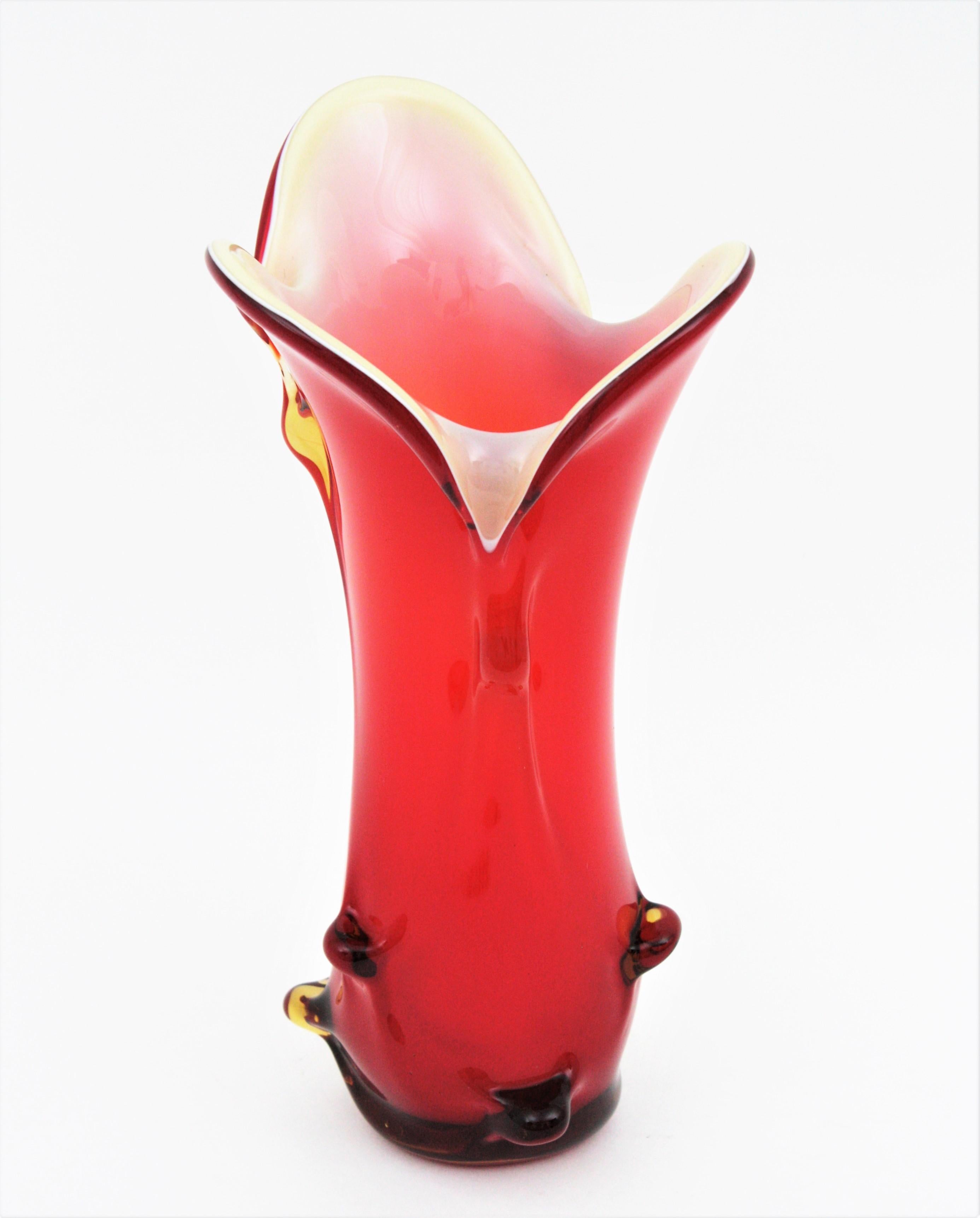 Murano Red Italian Art Glass Pulled Vase For Sale 1