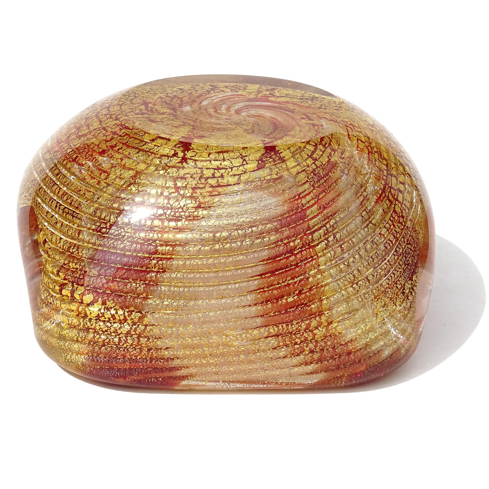 Murano Red Optic Swirl Gold Flecks Italian Art Glass Chunky Bowl Vide-Poche For Sale 4