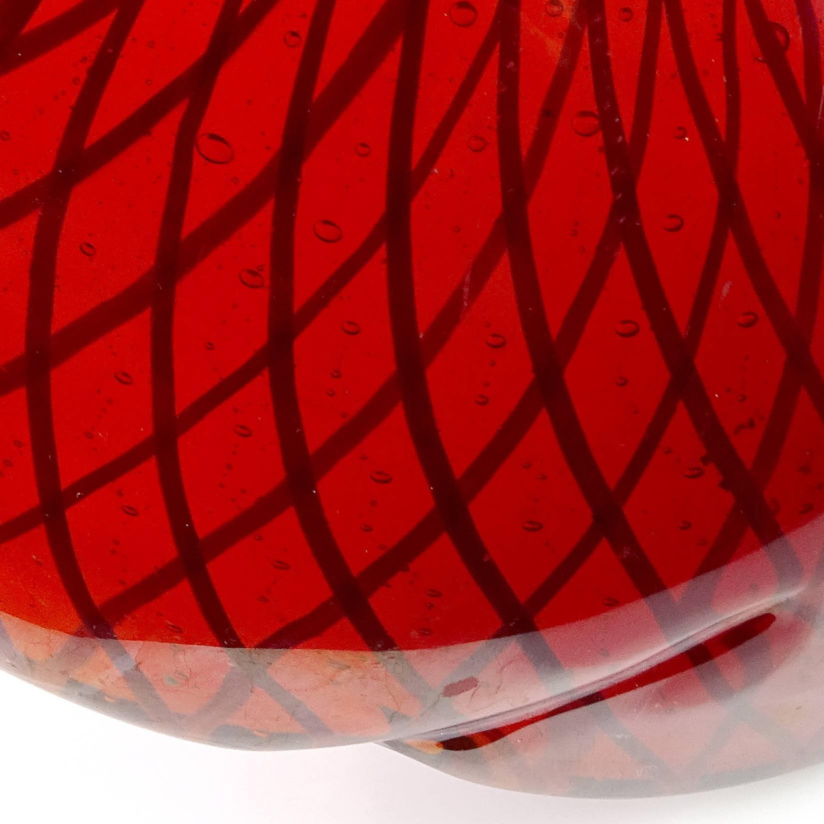 Mid-Century Modern Murano Red Orange Iridescent Roticello Ribbons Italian Art Glass Decorative Bowl For Sale