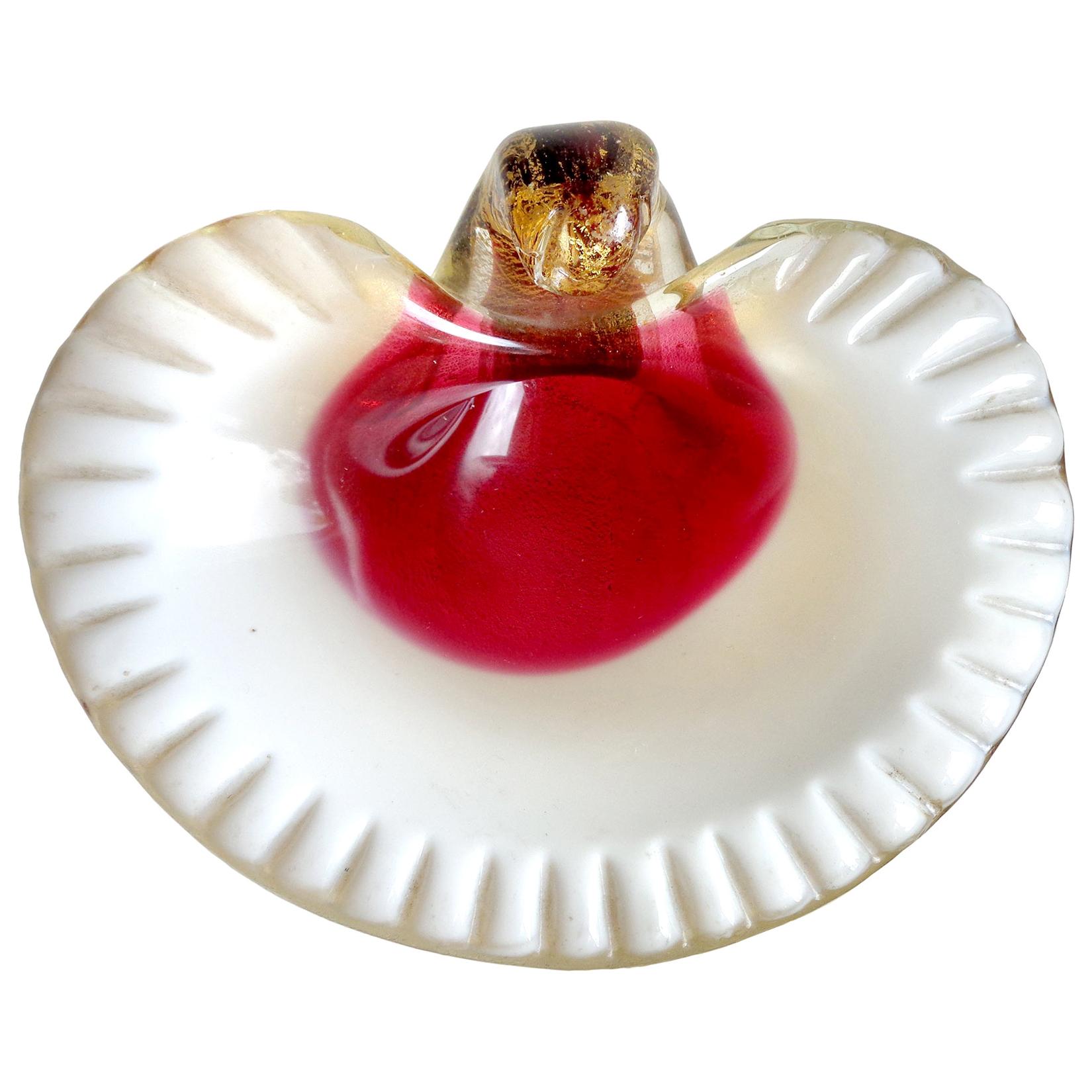 Murano Red White and Gold Flecks Italian Art Glass Seashell Dish Ring Bowl For Sale