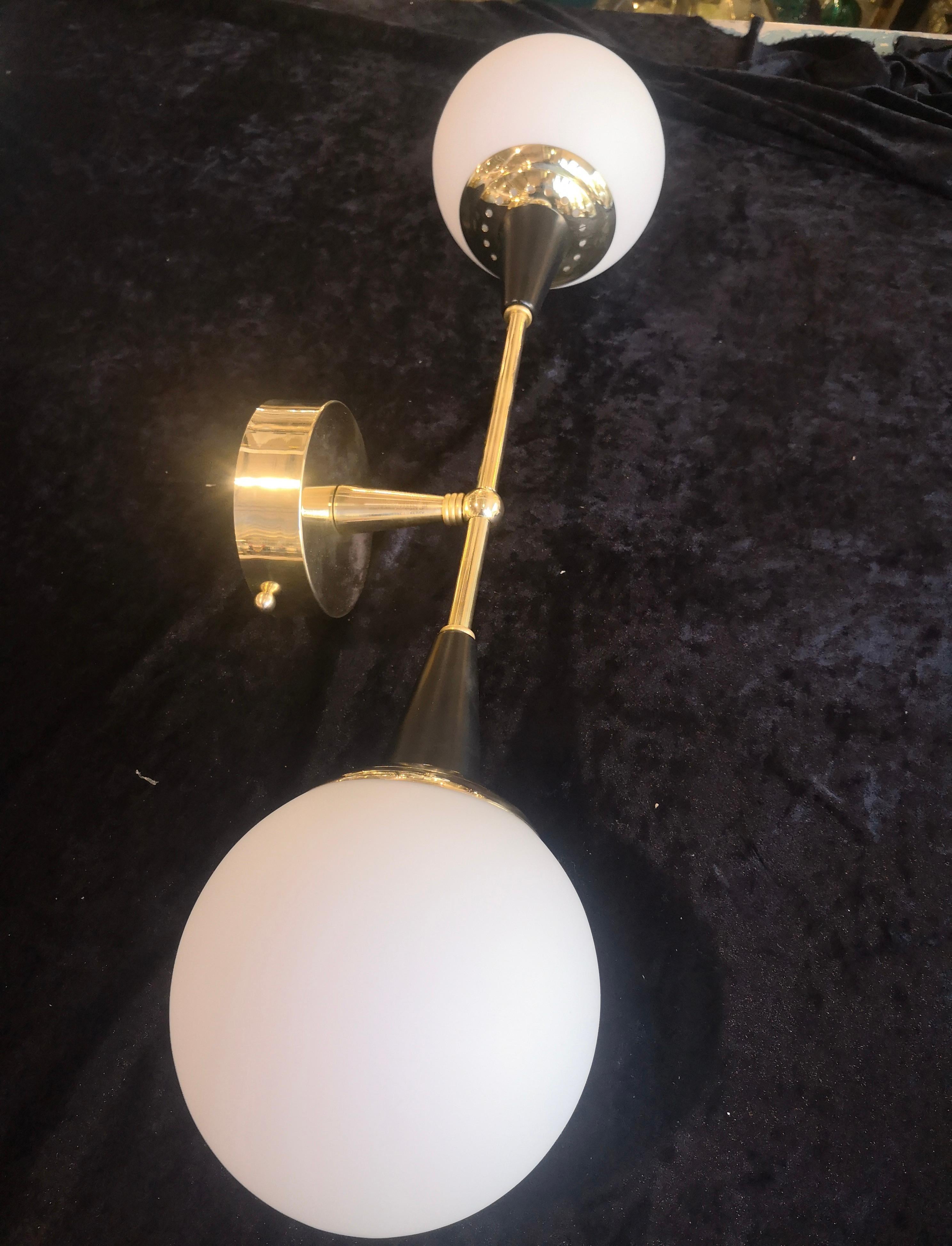 Murano Round Art Glass and Brass Black and White Midcentury Wall Light, 2000 For Sale 2