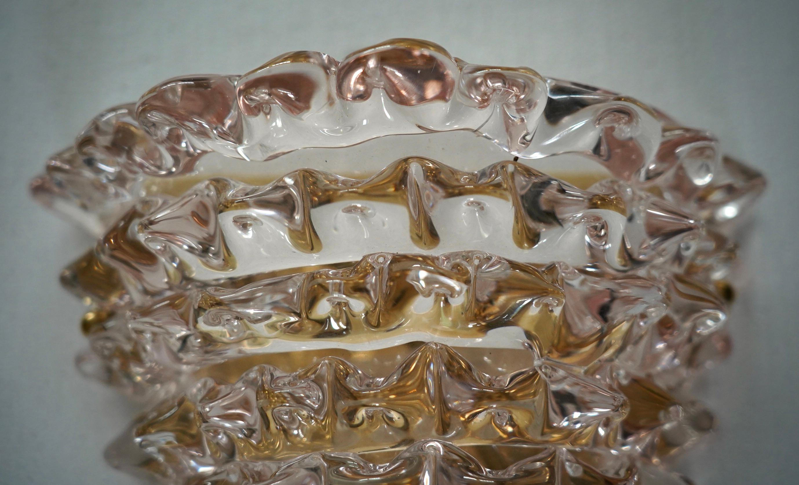 Aplique Redondo de Murano y Latón Color Rosa Claro, 2000 Italiano en venta