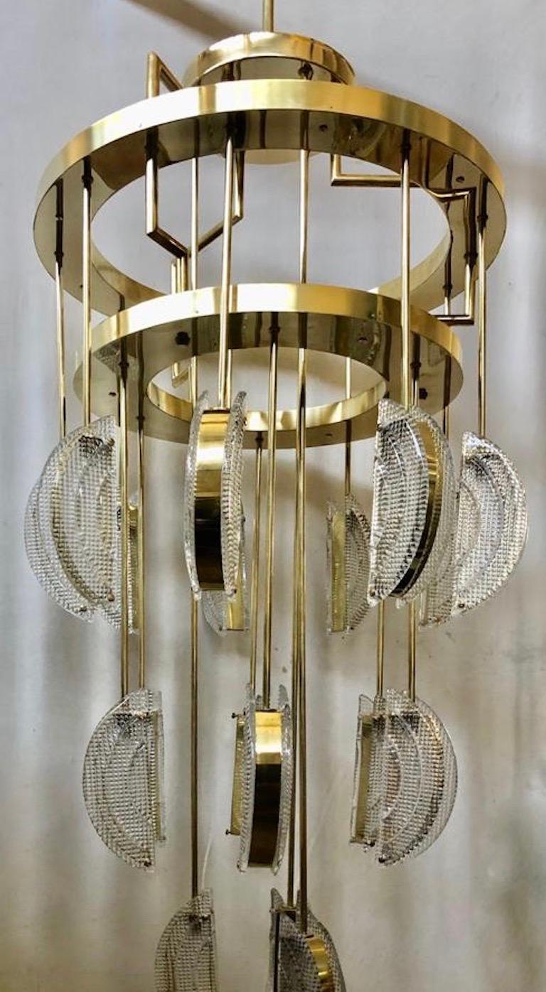 Murano Round Art Glass and Brass Mid-Century Chandelier and Pendant, 1970 In Good Condition For Sale In Rome, IT