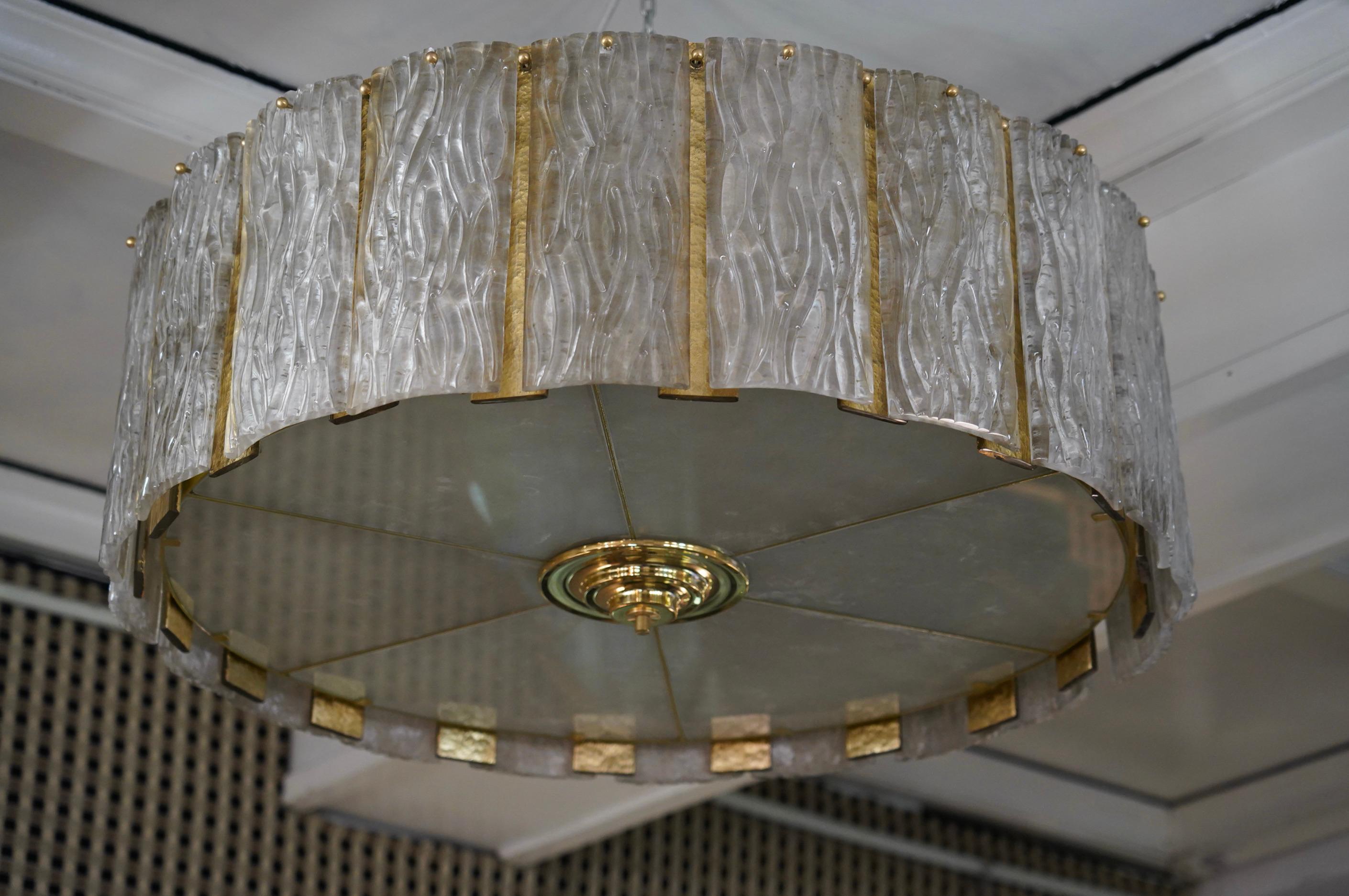 Lampadari e pendenti rotondi di Murano in vetro artistico e ottone del Medioevo, 1970 in vendita 3