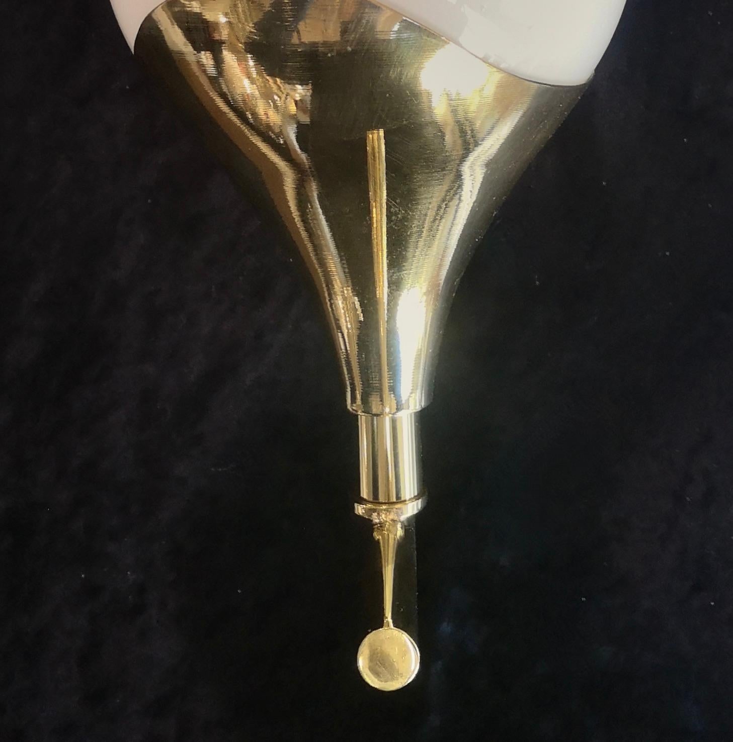 Vetro di Murano Lampada da parete e applique MidCentury di Murano in vetro artistico e ottone bianco, 2020 in vendita