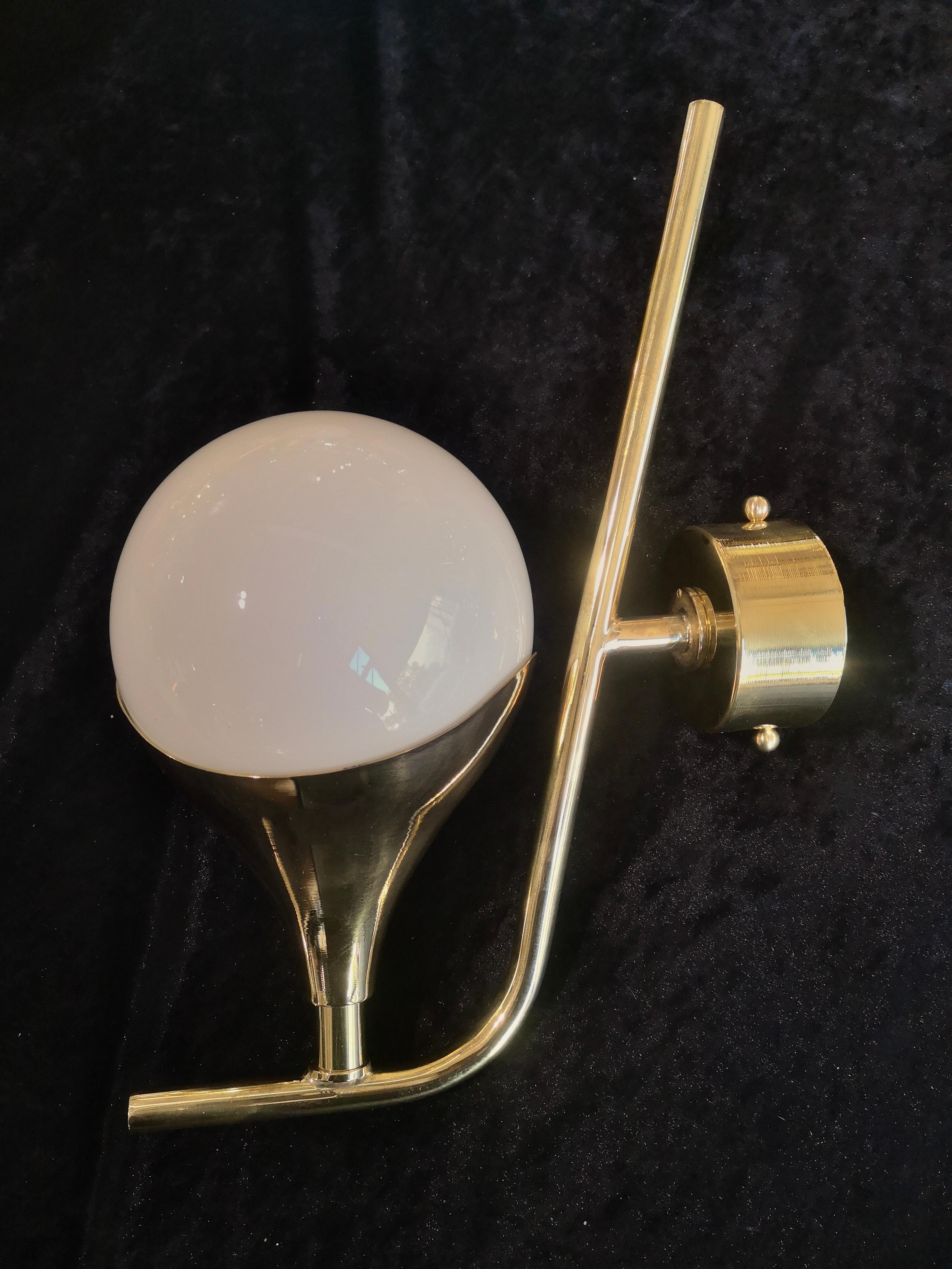 Murano Round Art Glass and Brass White MidCentury Wall Light, 2000 For Sale 2