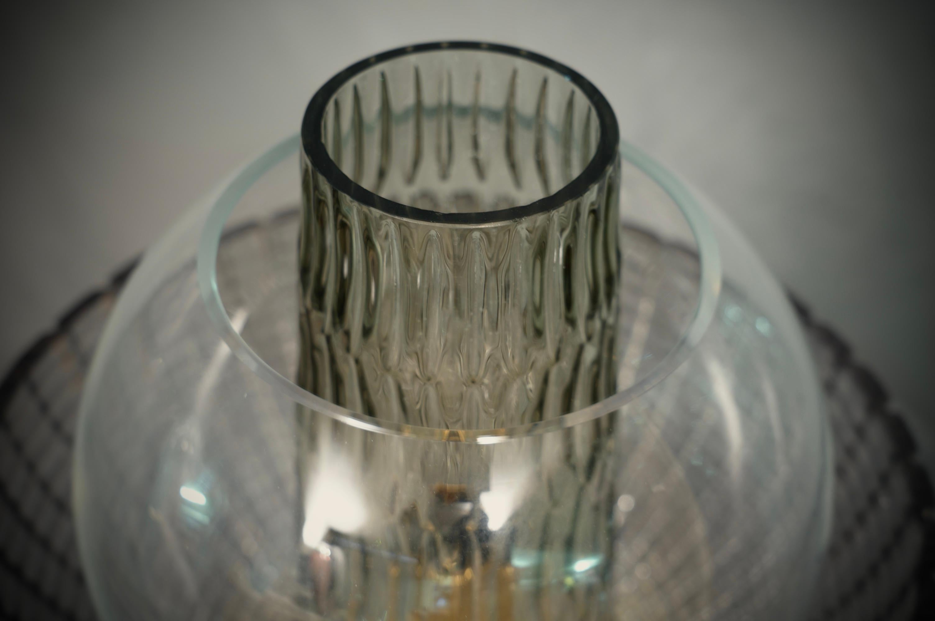 Mid-Century Modern Lampes de table du milieu du siècle dernier en verre d'art de Murano de couleur fumée, 1980 en vente