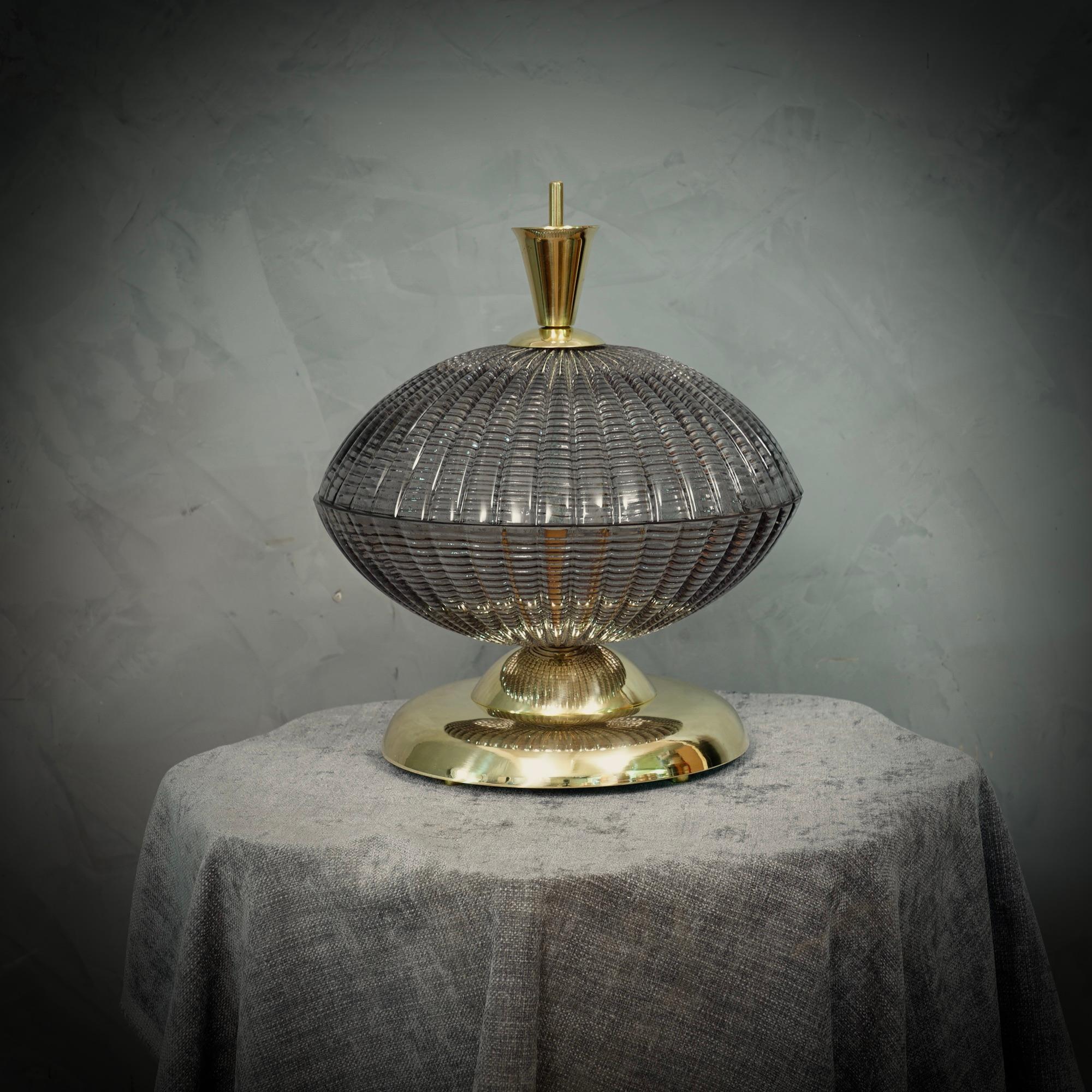 Lampes de table du milieu du siècle dernier en verre d'art de Murano de couleur fumée, 1980 en vente 2